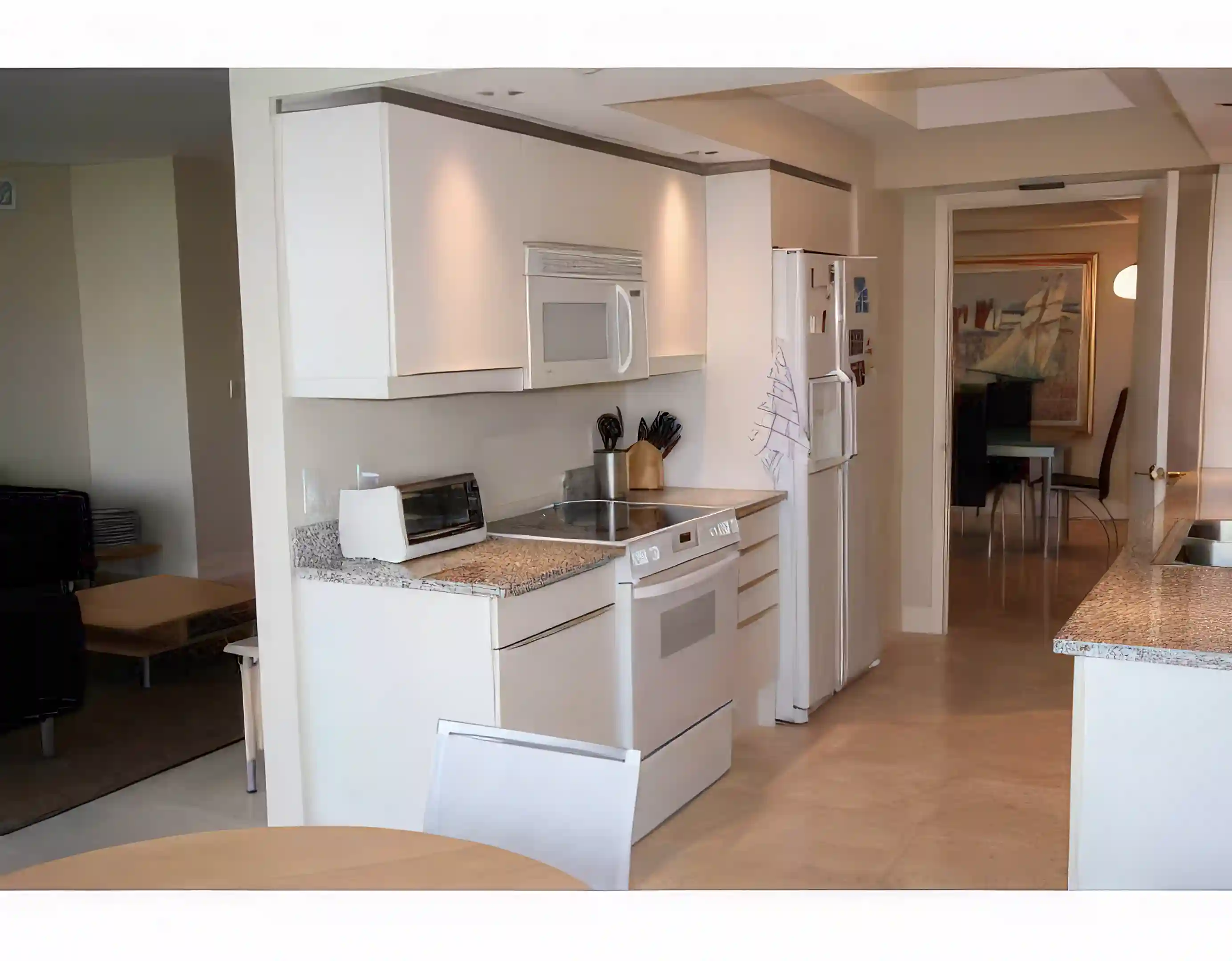 BUILDING 7000 UNIT 703 - KITCHEN