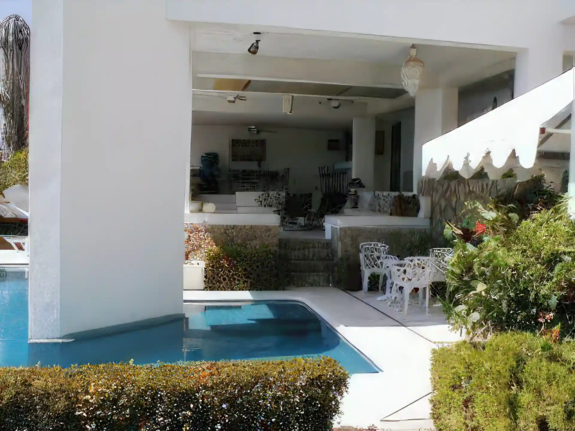 UNDER ROOF POOL