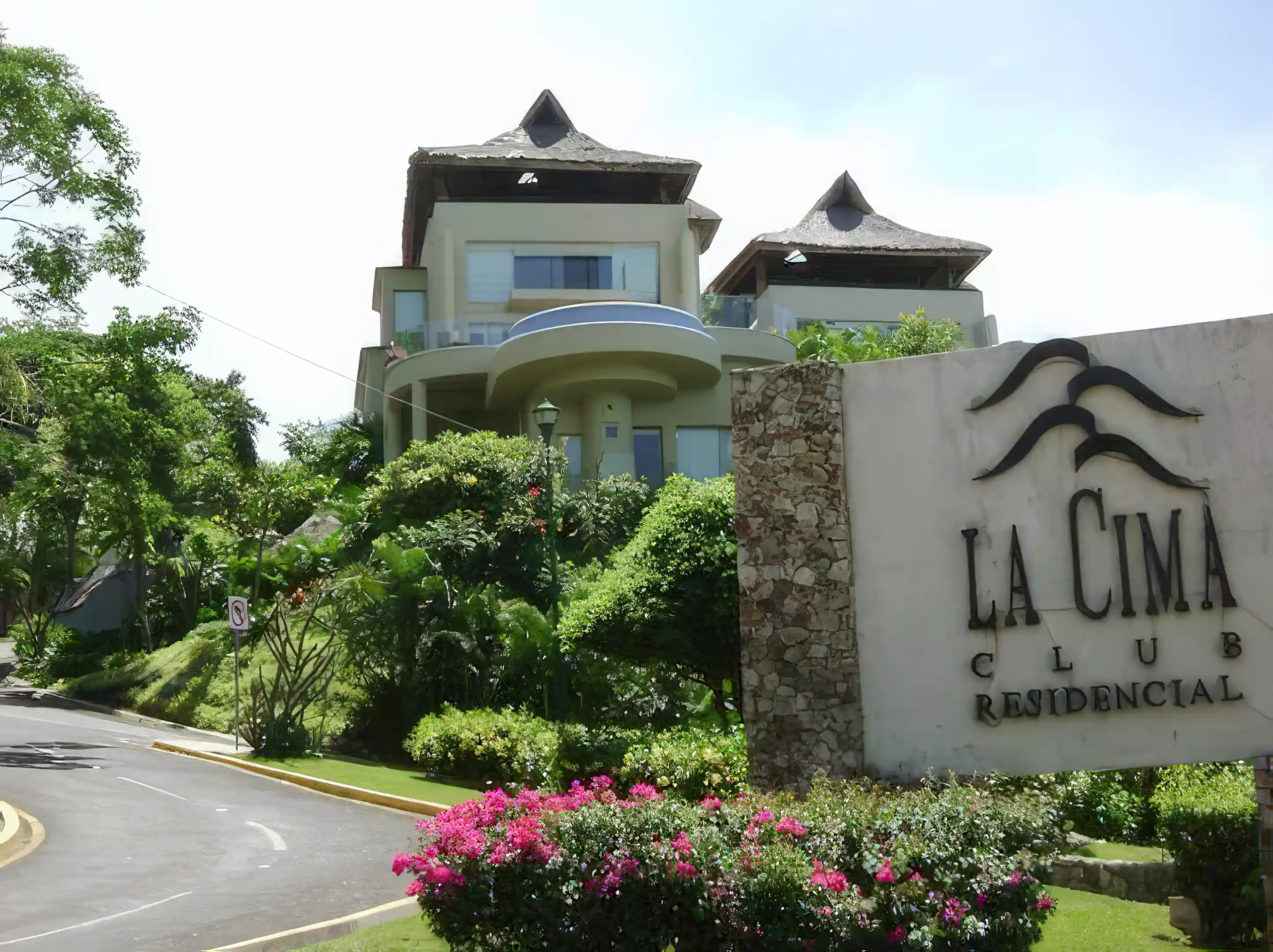COMPLEX ENTRANCE