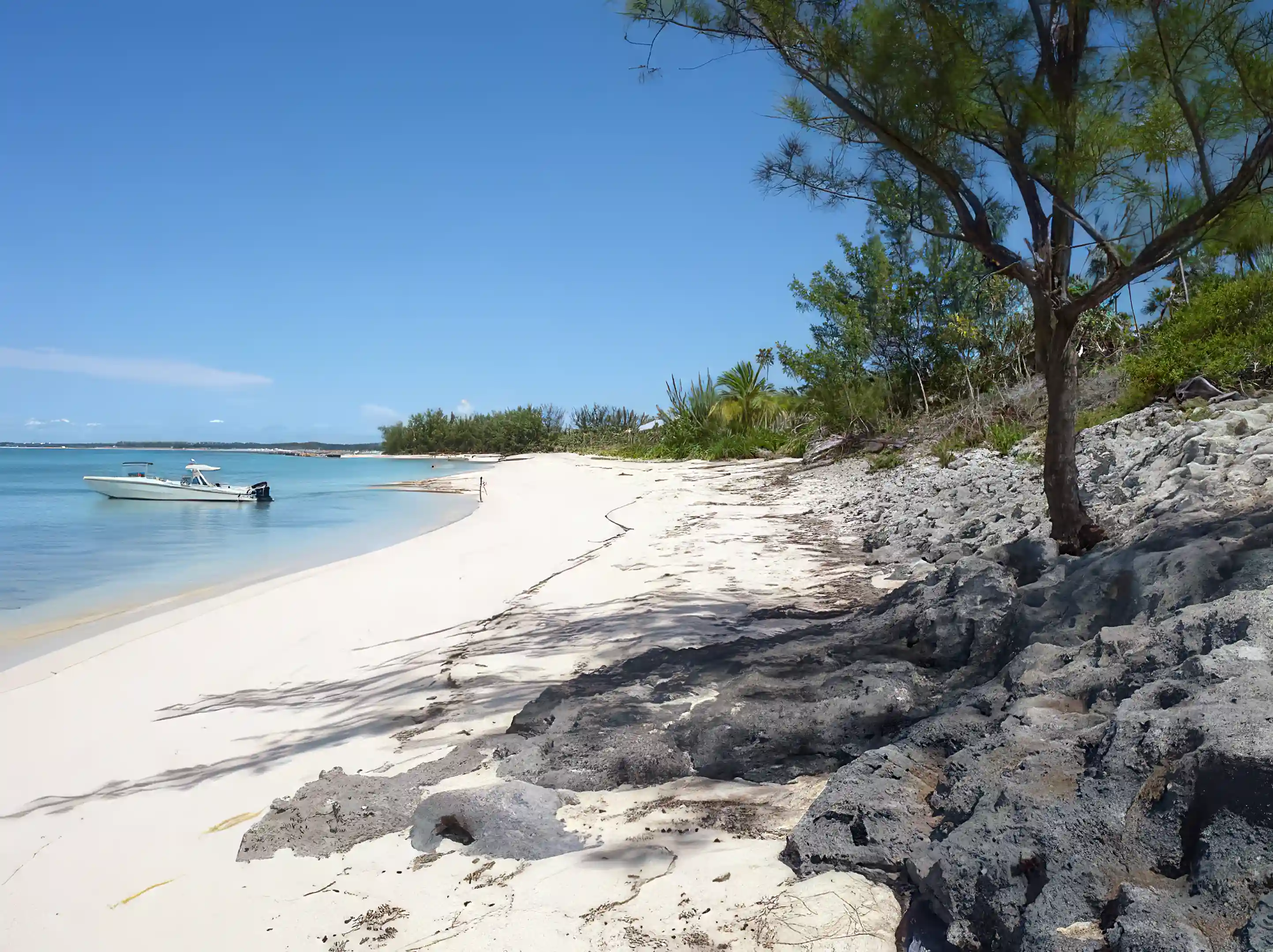 Waterfront Lot for Sale in Rose Island, Bahamas