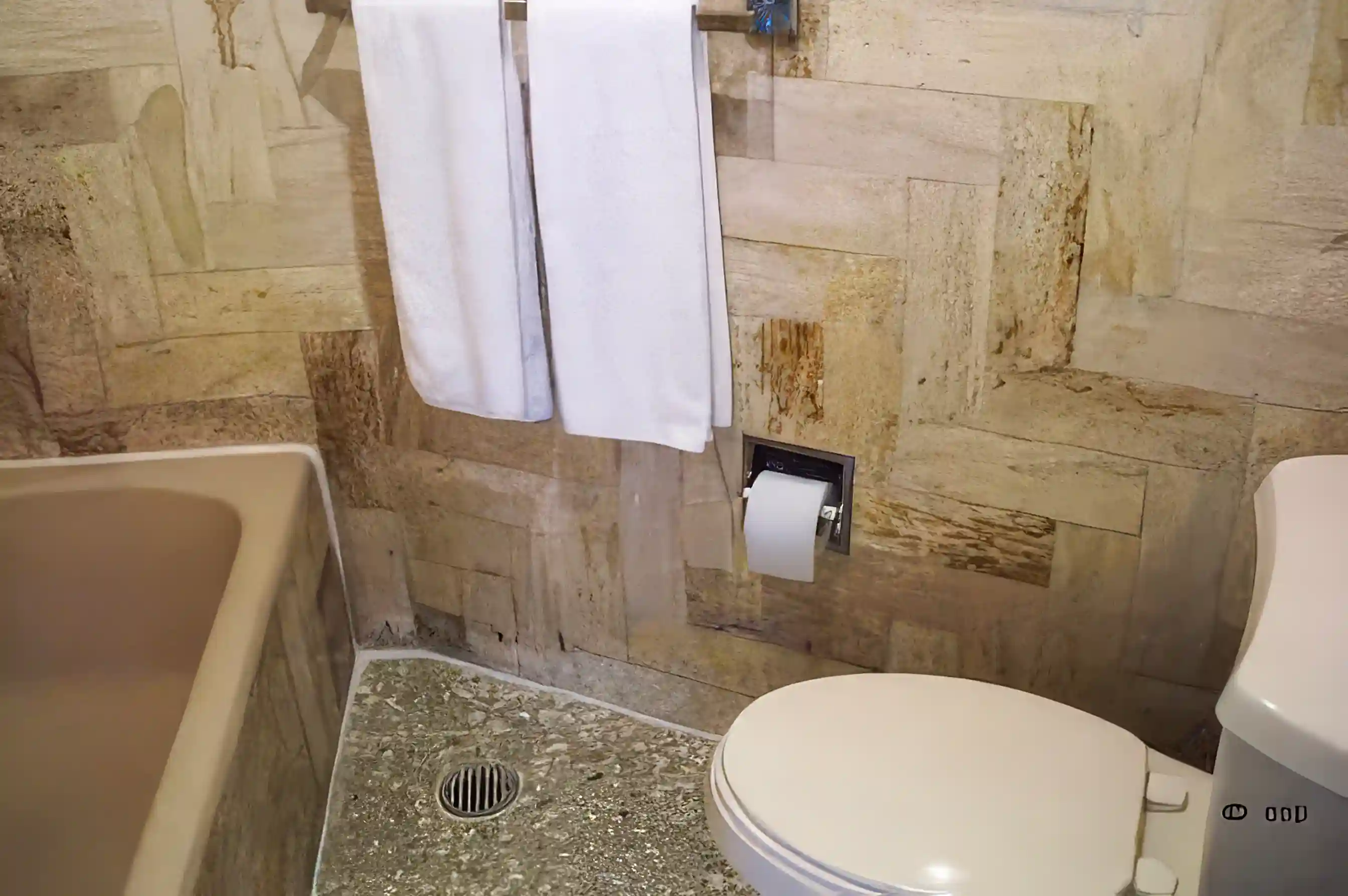 9. Separate shower and toilet