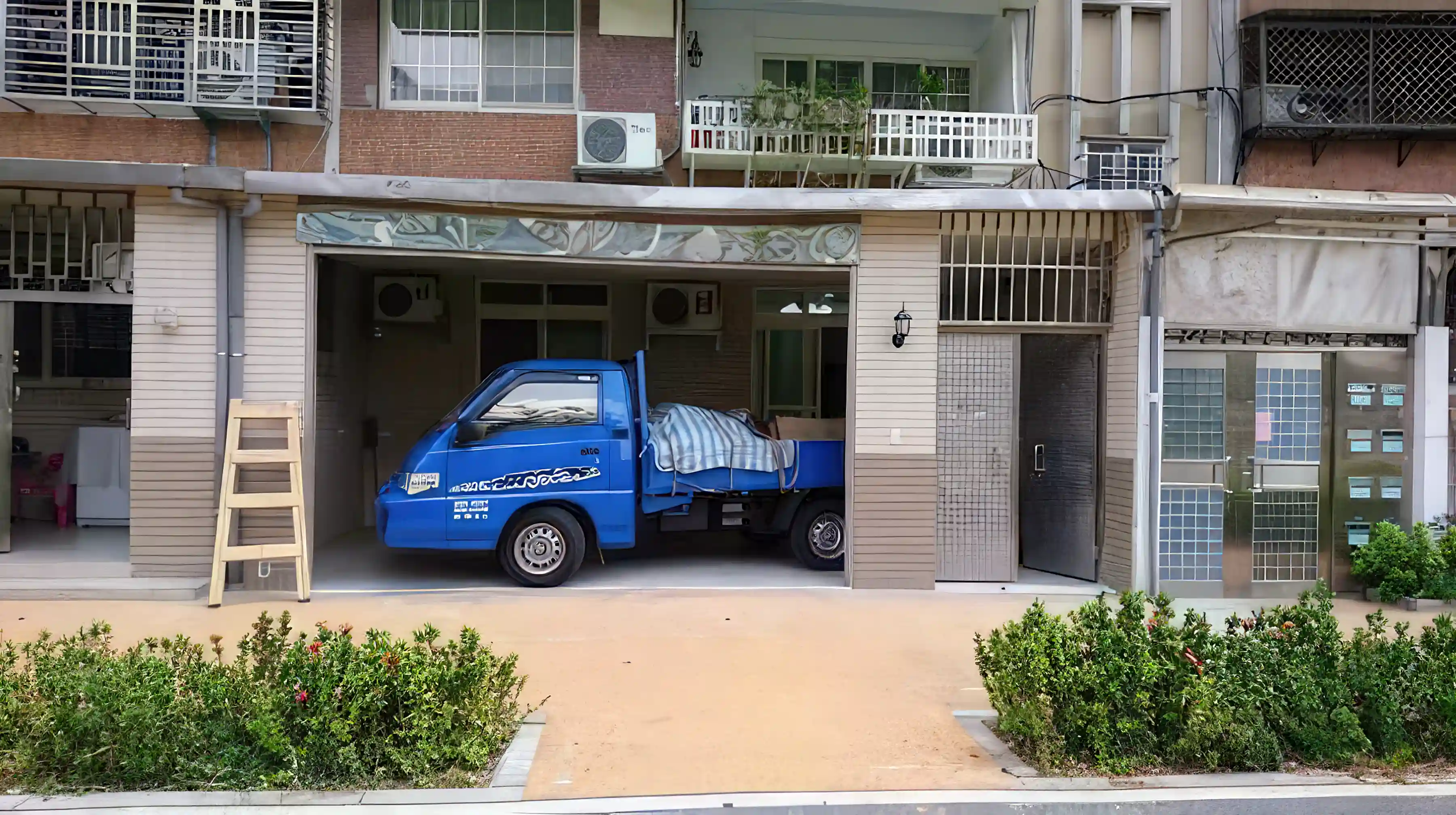 Picture of the garage/entertainment area from the street.