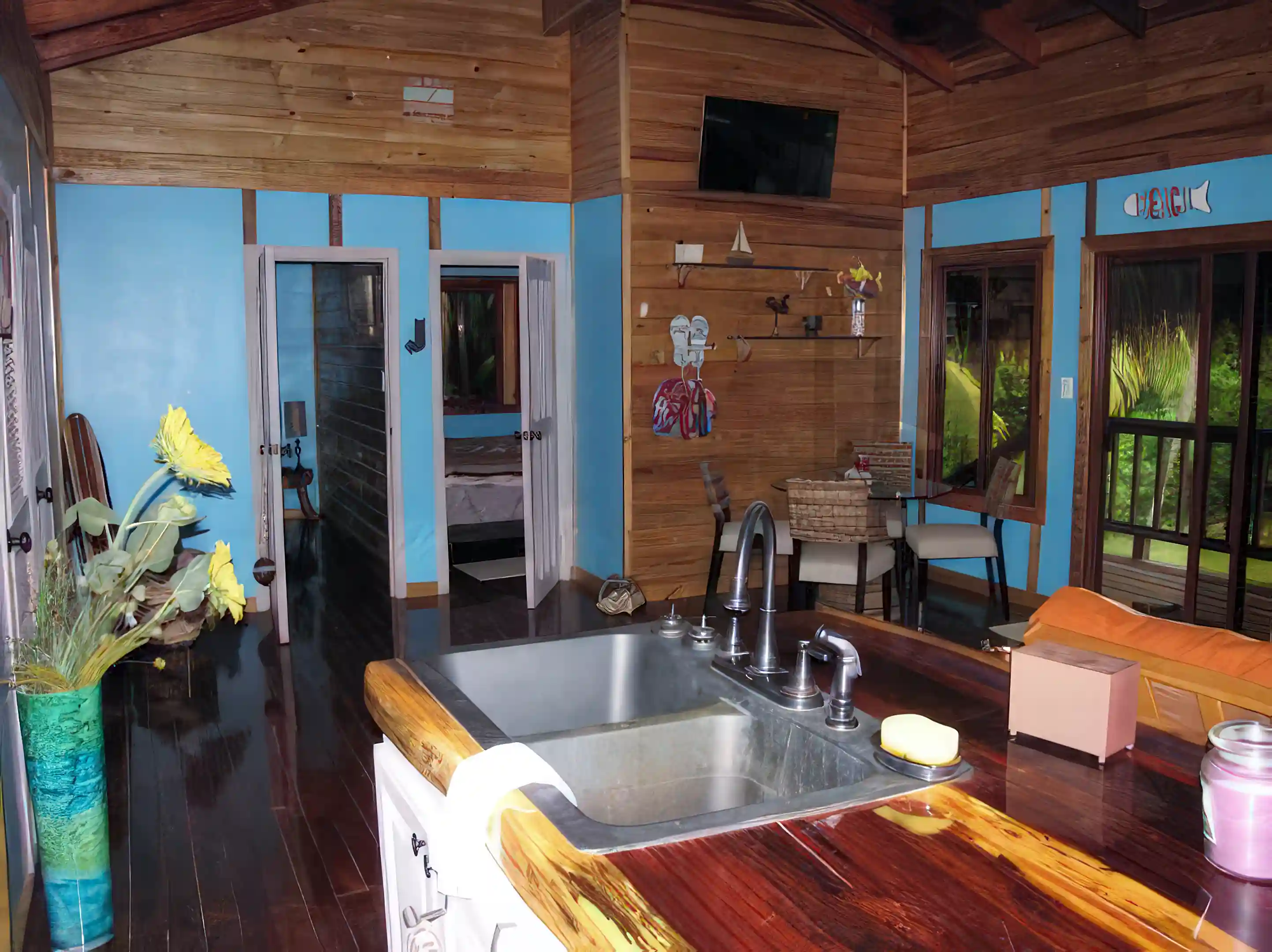 Beach House for Sale and Rent in La Ceiba, Atlantida, Honduras