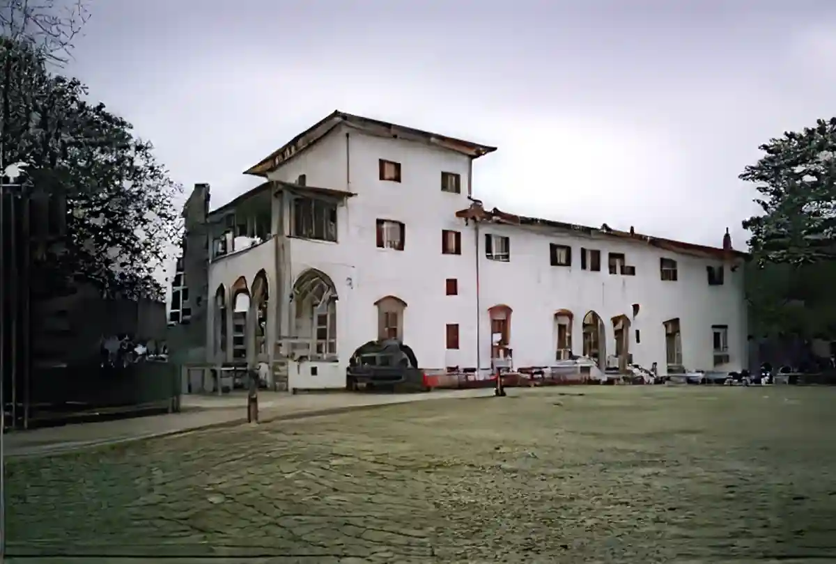 Villa for Sale in Settignano, Italy