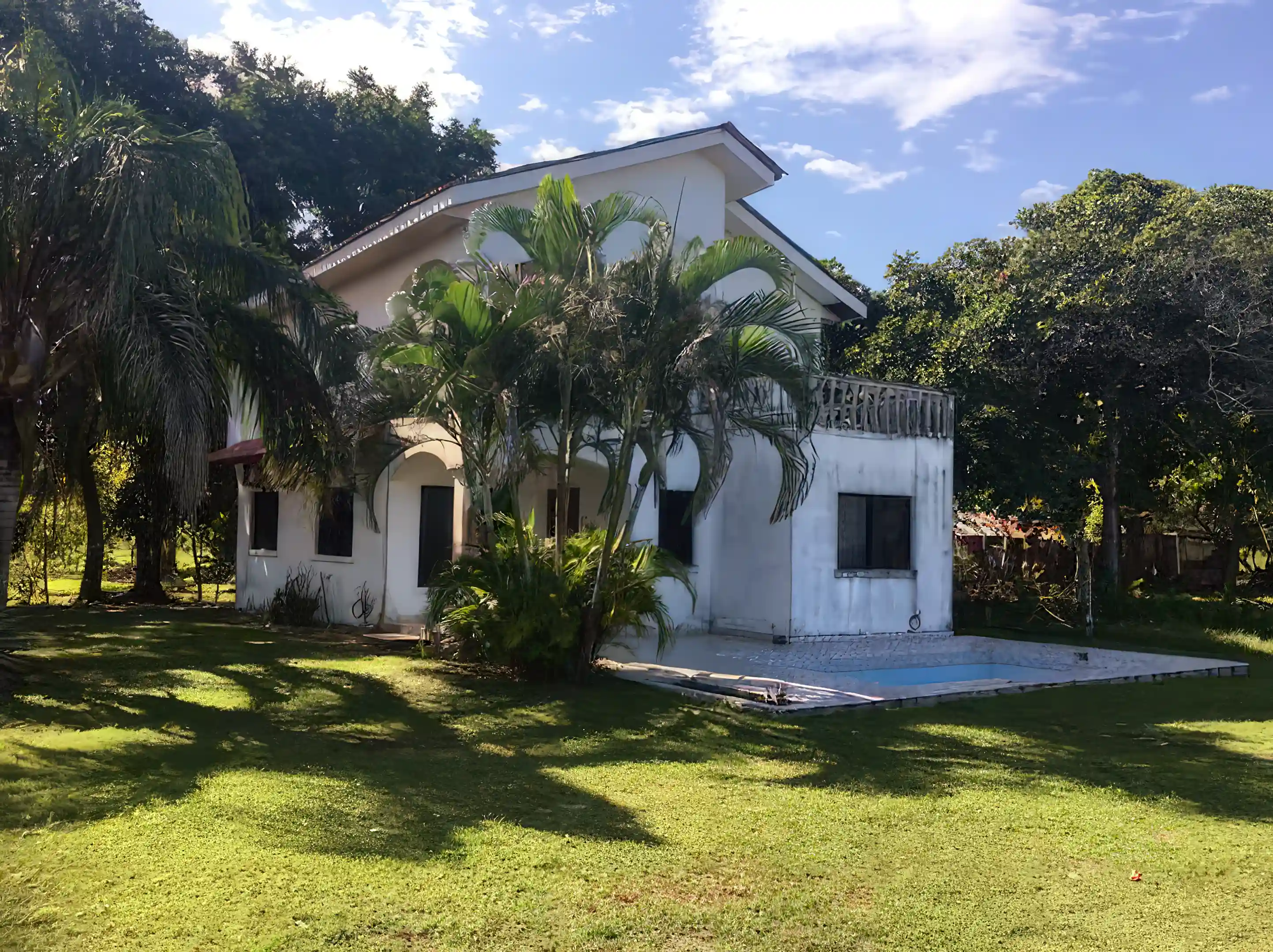 La Ceiba Beach Club Properties for Sale in La Ceiba, Honduras