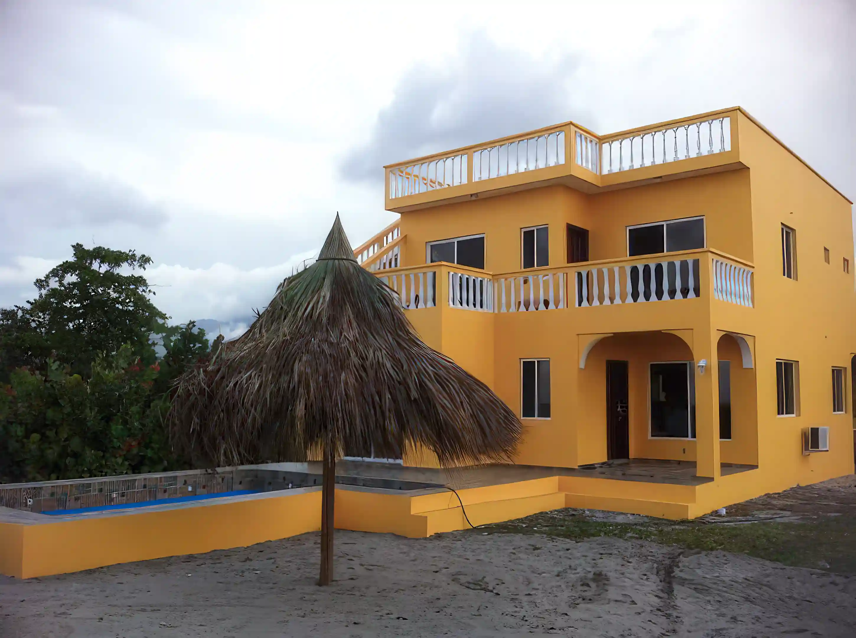 La Ceiba Beach Club Properties for Sale in La Ceiba, Honduras