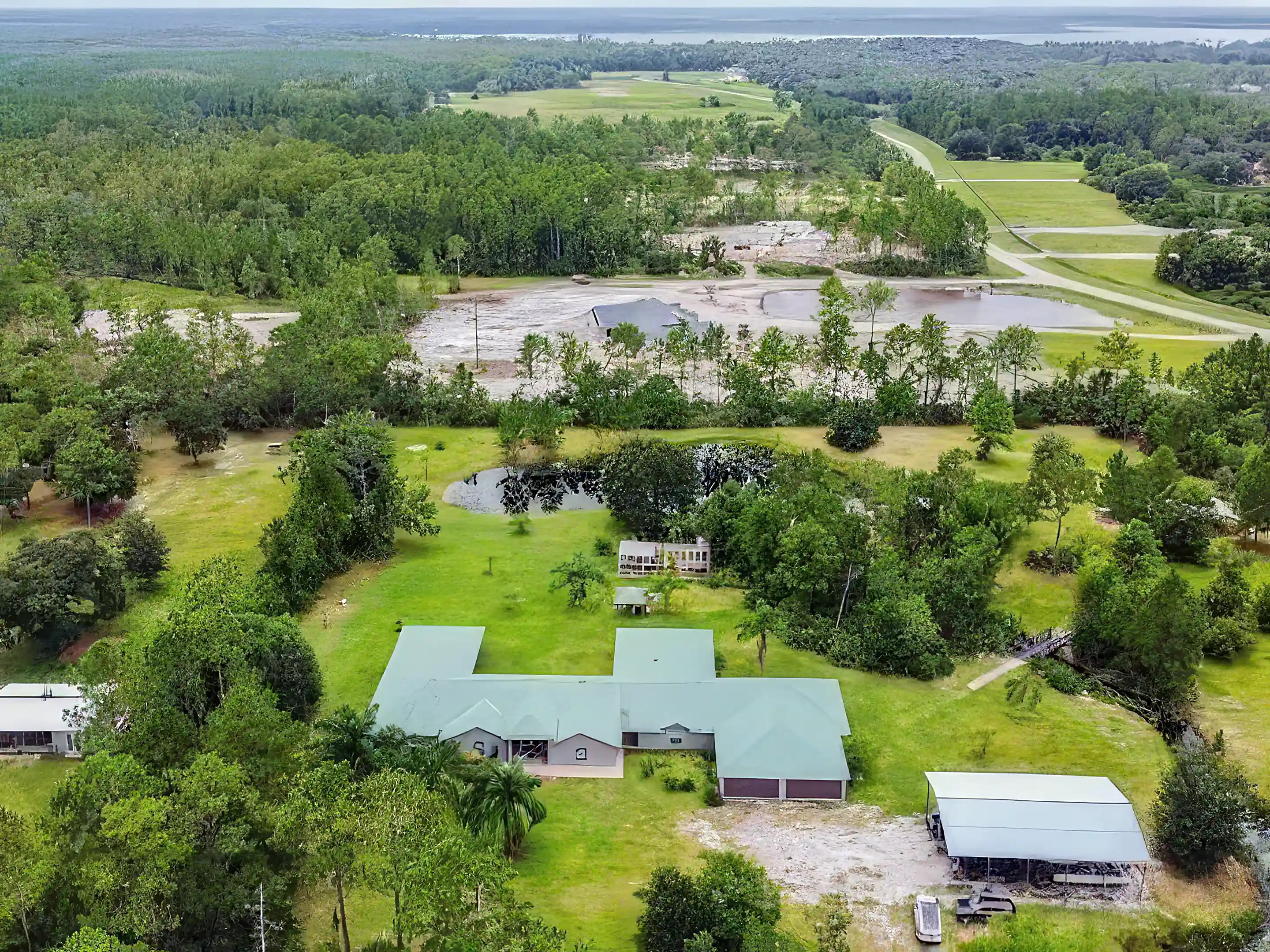 Estate Home for Sale in 4226 Quail Nest Lane, New Smyrna Beach, Florida, USA