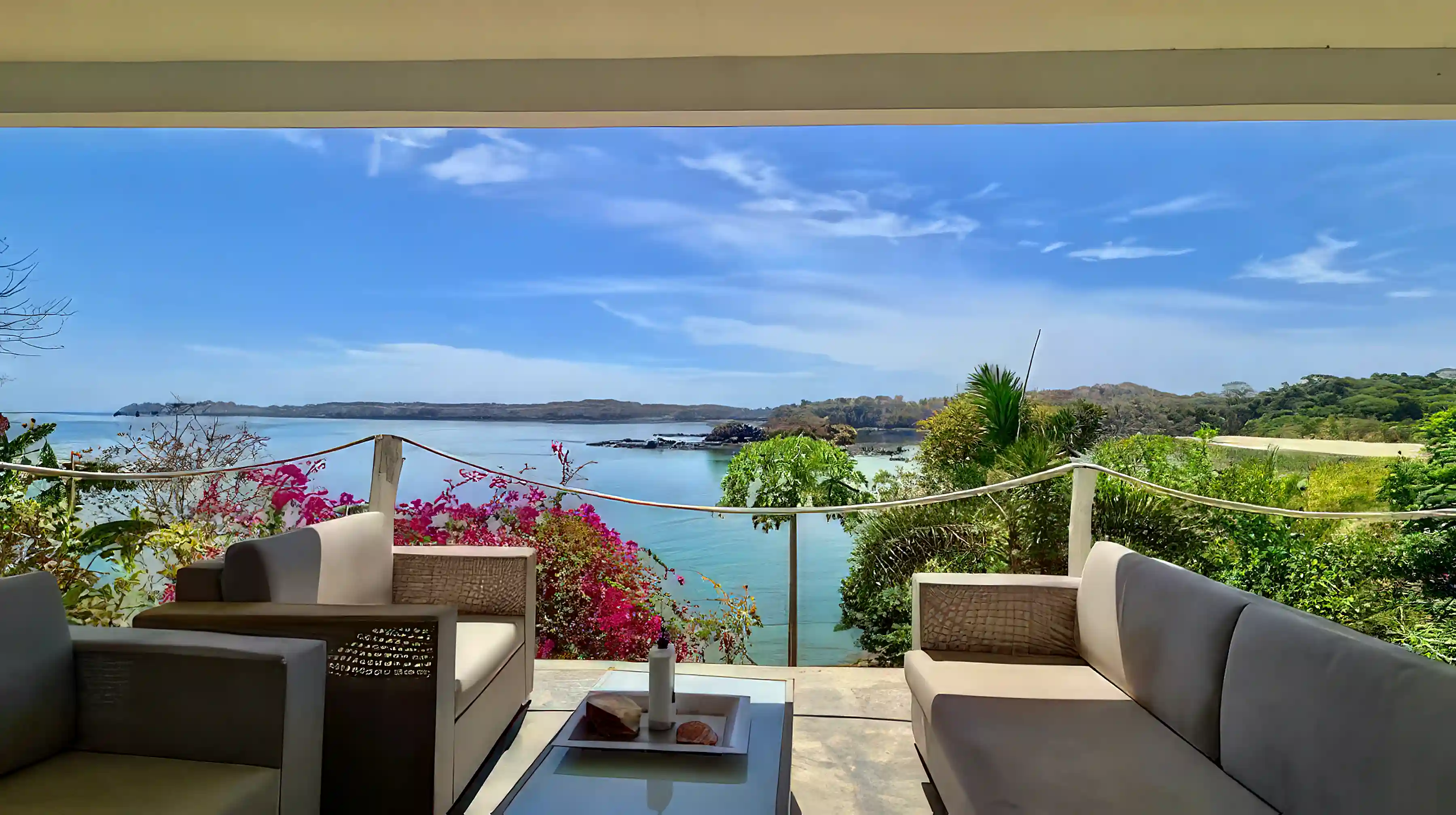 Beach House for Sale in Isla Saboga, Panama
