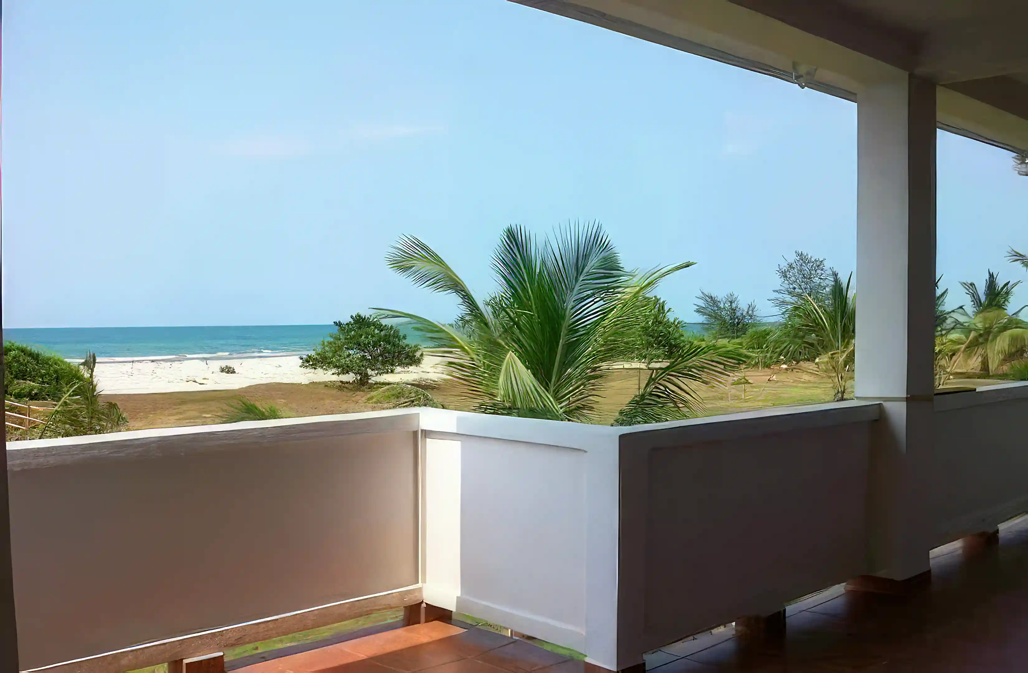 Beach House for Sale in Private Road, La Ceiba, Atlantida, Honduras