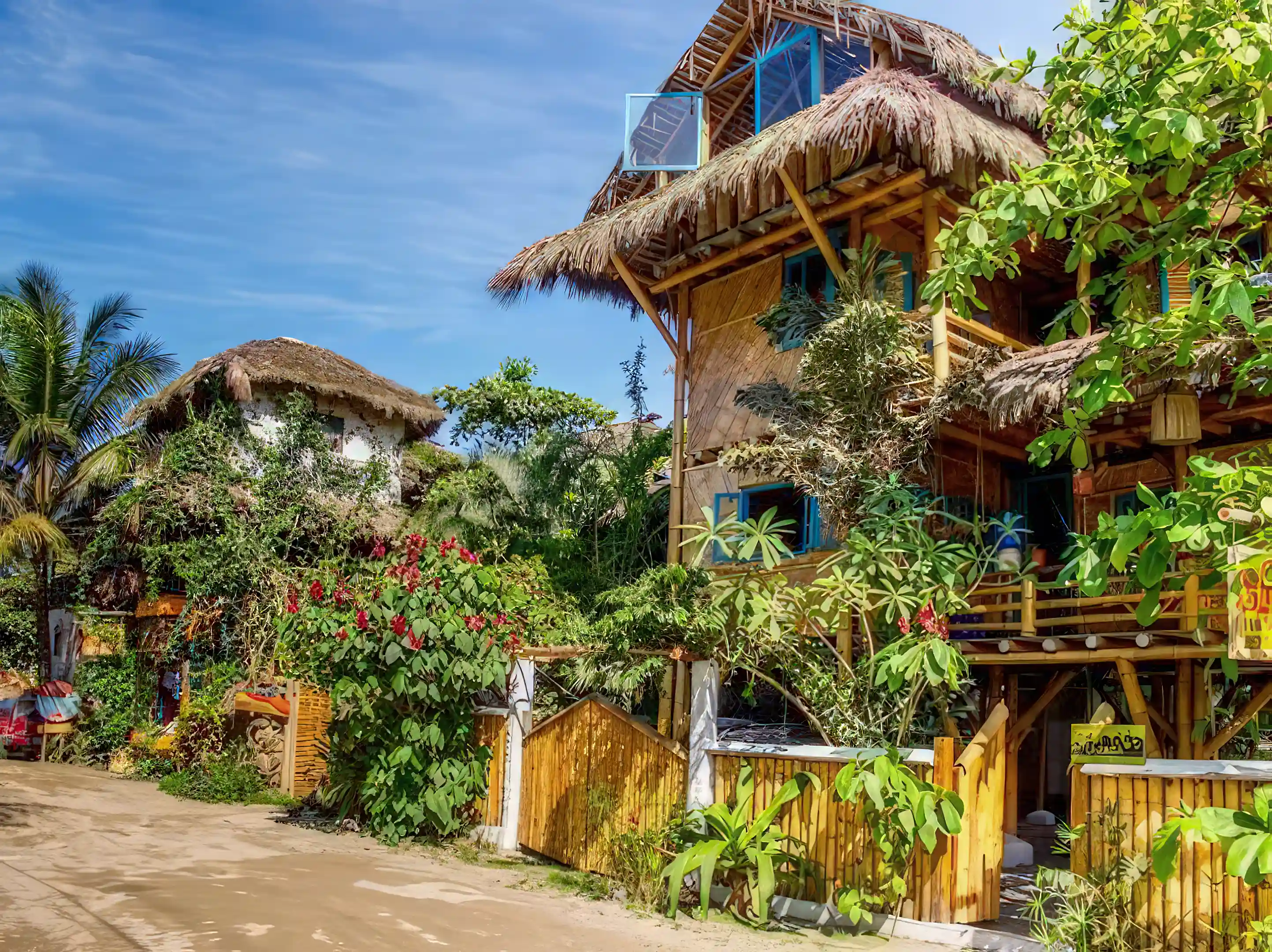 Beach House for Sale in Calle Fosforera, Mompiche, Esmeraldas, Ecuador