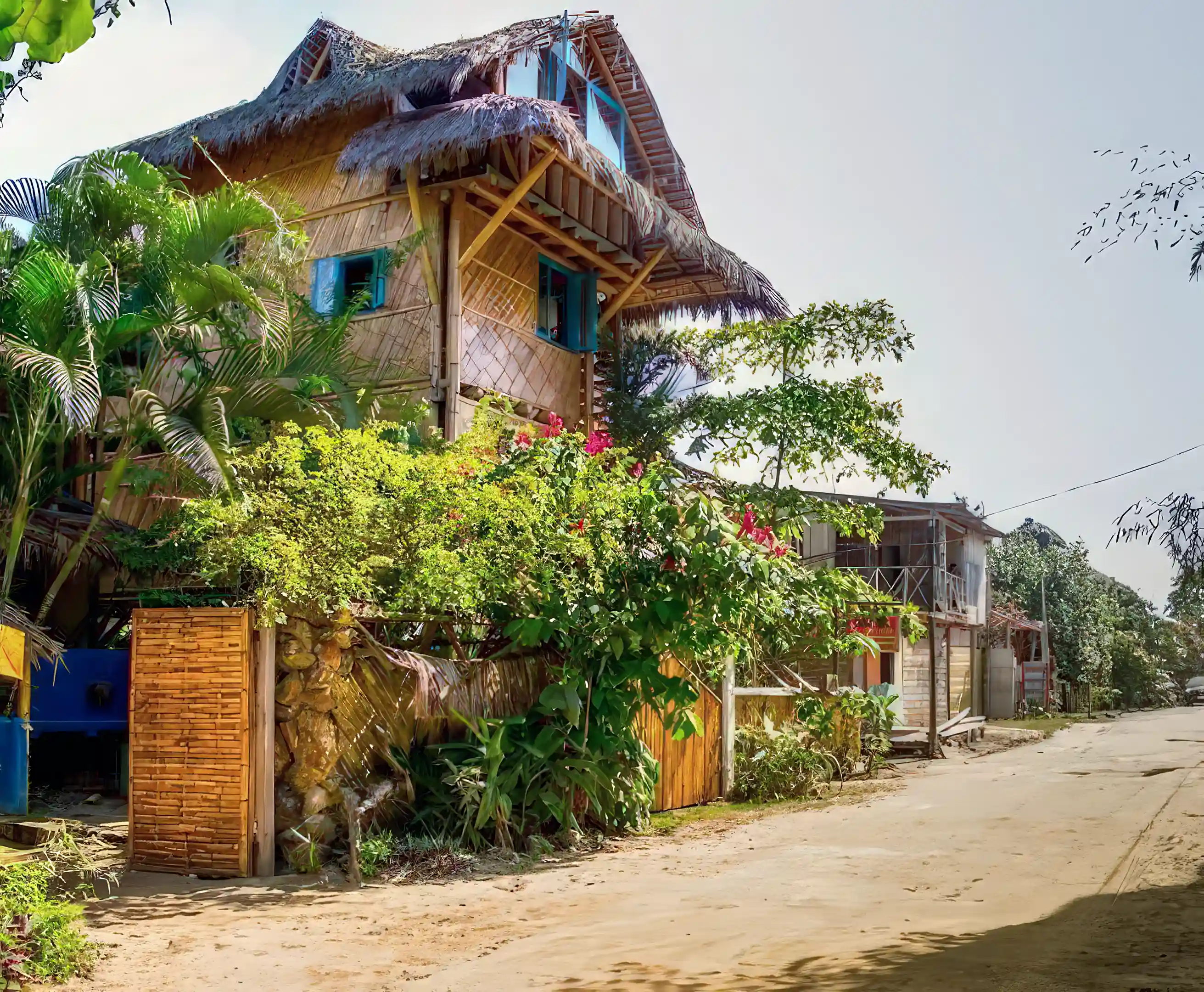 Beach House for Sale in Calle Fosforera, Mompiche, Esmeraldas, Ecuador