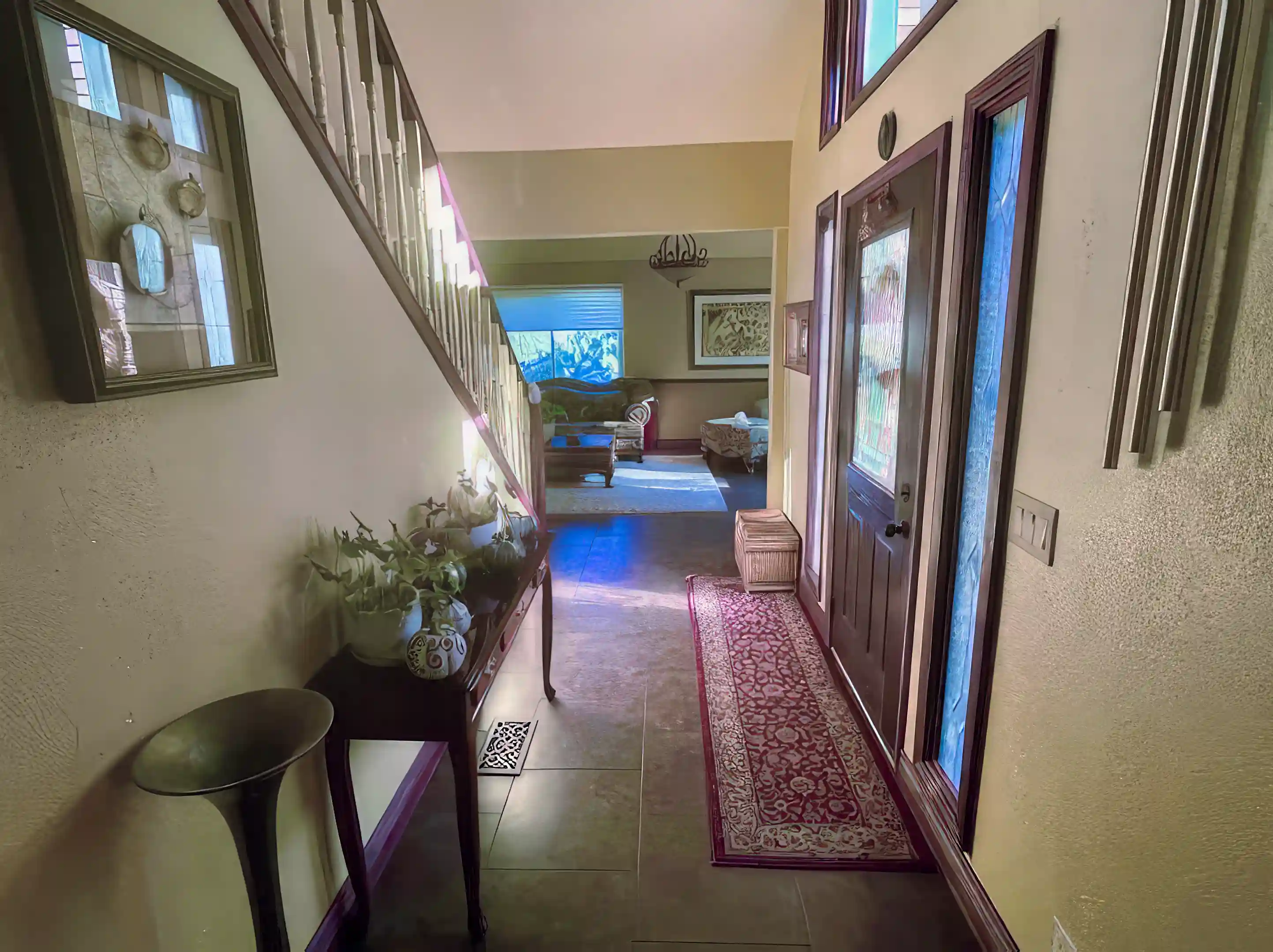 2nd Floor Entry
