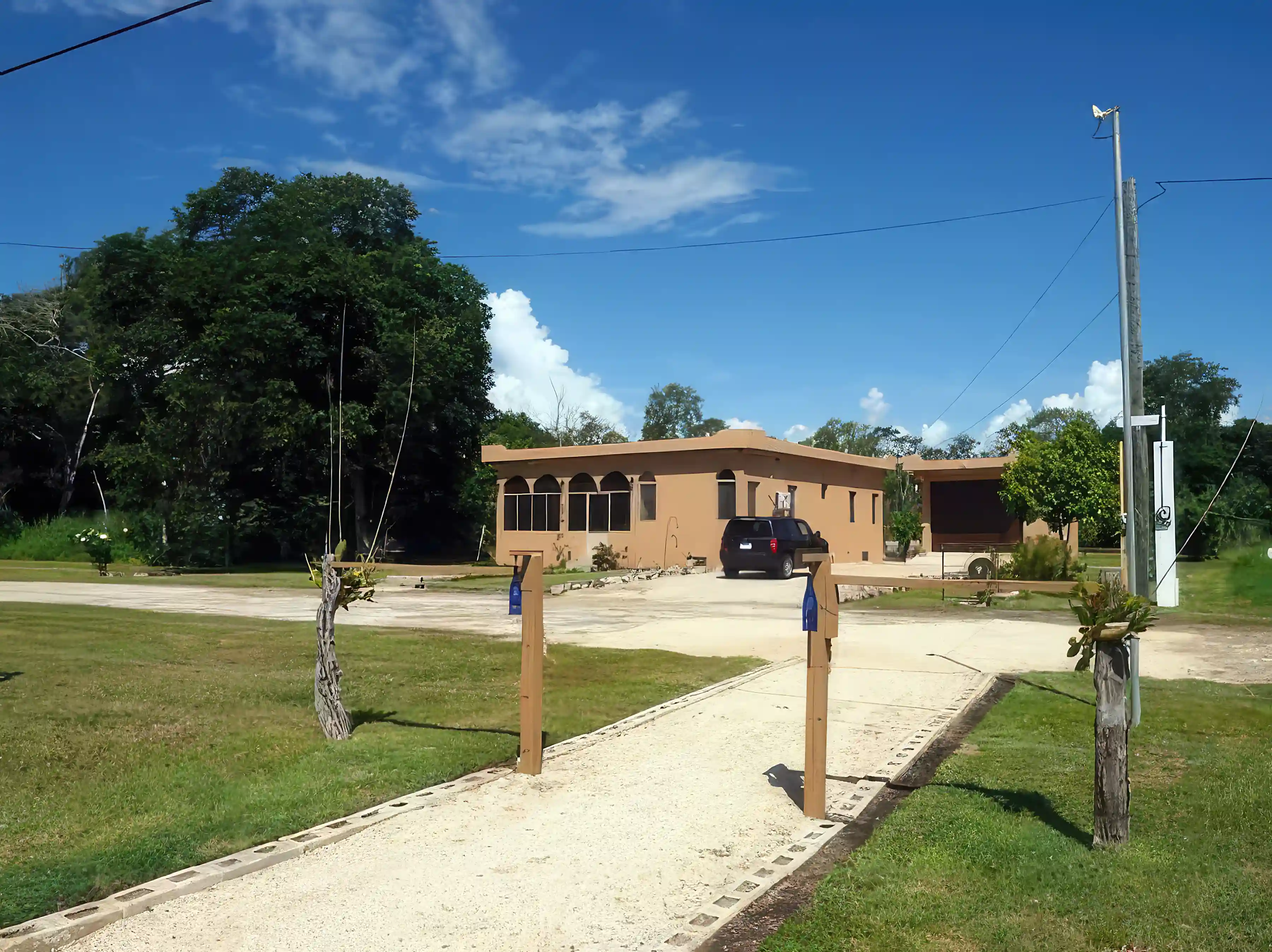Home for Sale in 11 Hummingbird Lane, Consejo, Corozal, Belize