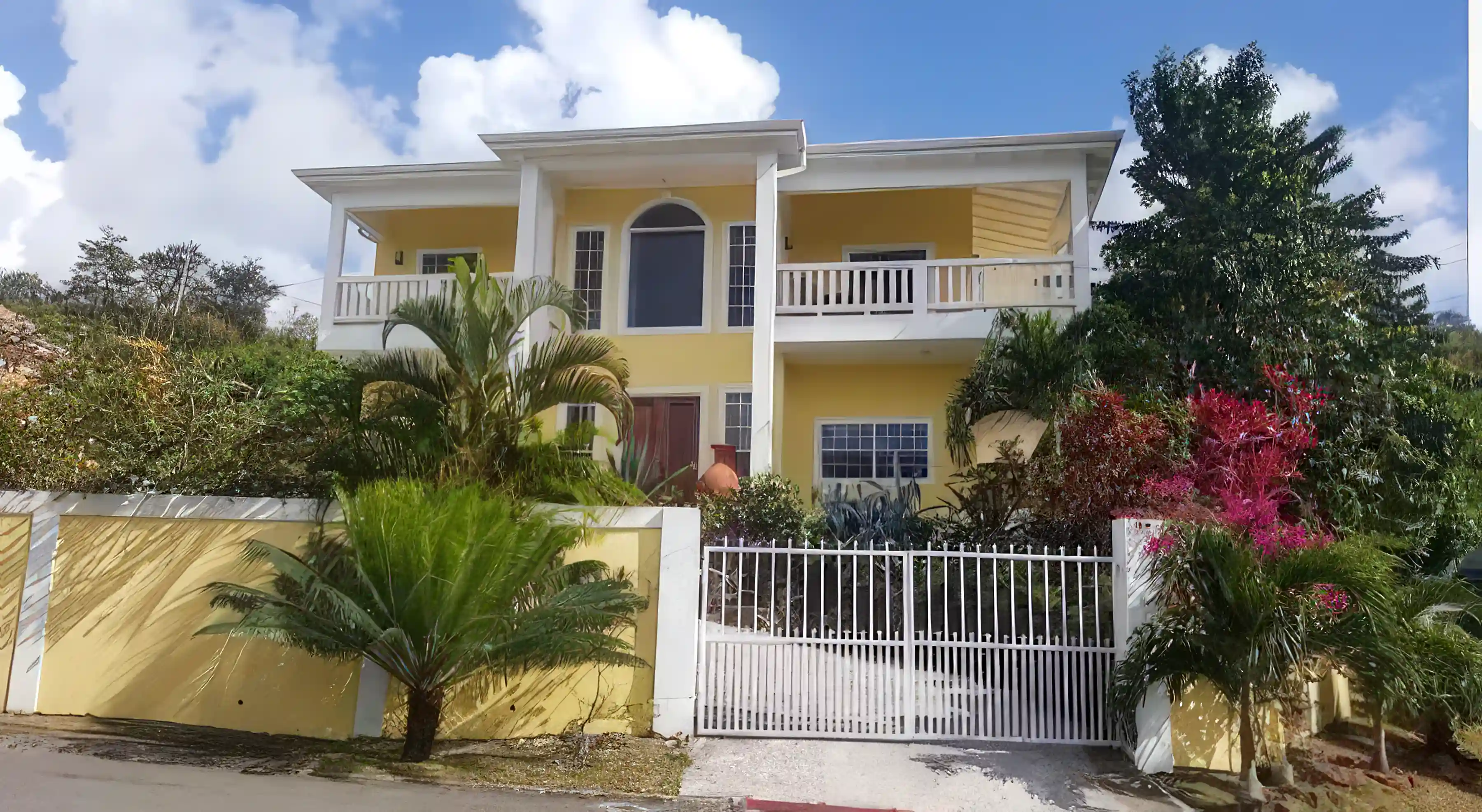 Caribbean Vacation Villa for Sale and Rent in Grande Riviere, Gros