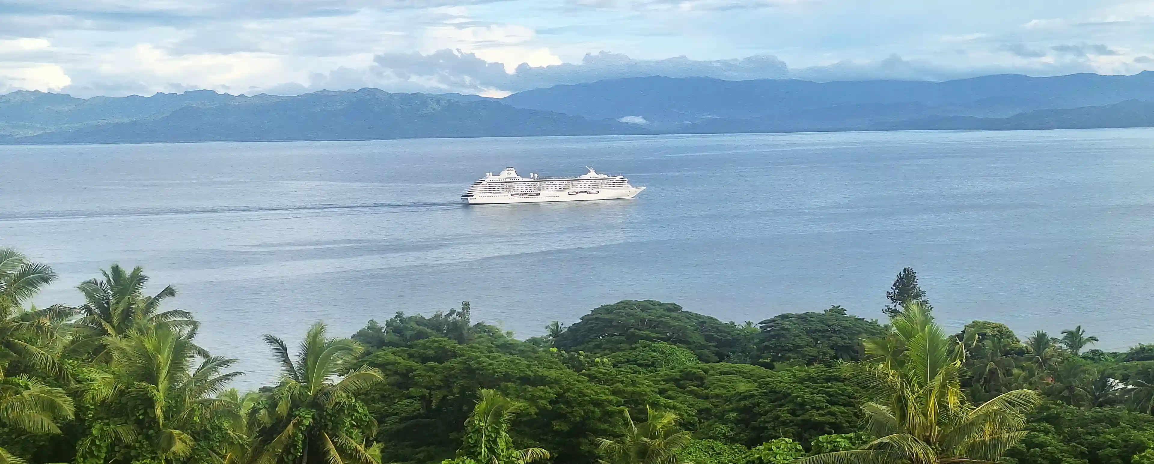View on incoming cruiseship