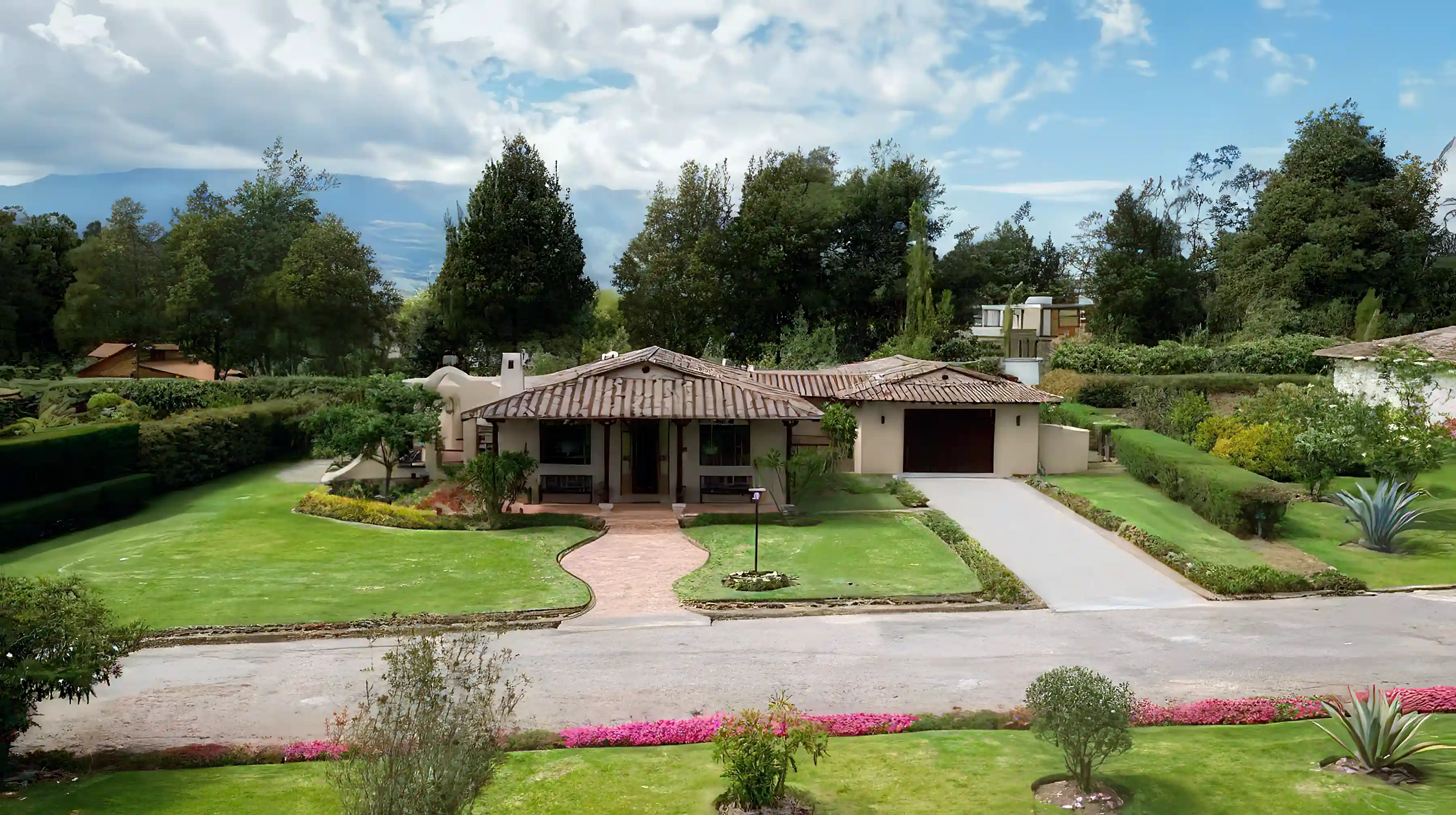 Home for Sale in Cotacachi, Imbabura, Ecuador