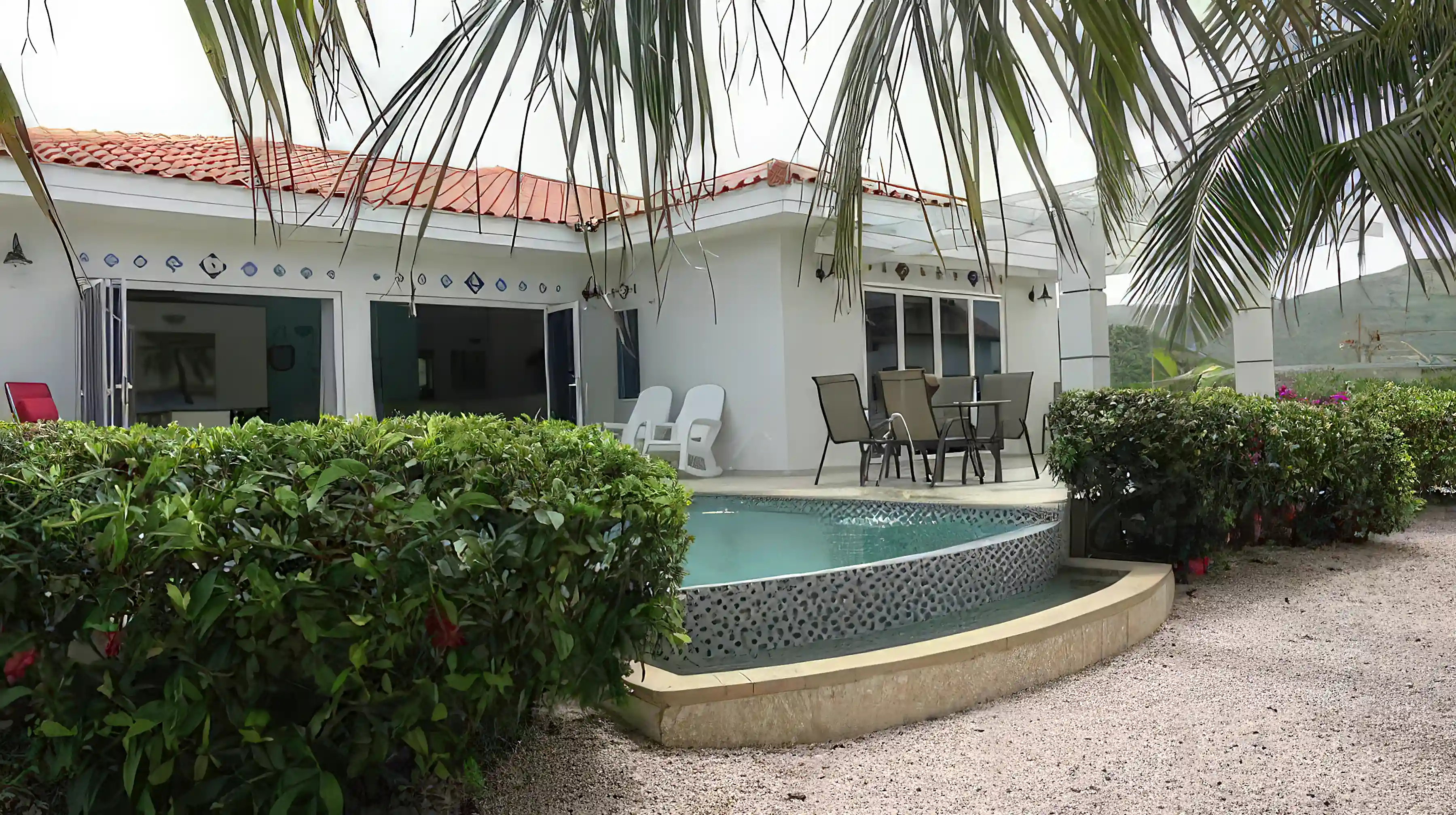 Impeccable Oceanfront Home for Sale in Willemstad, Aruba Viviun
