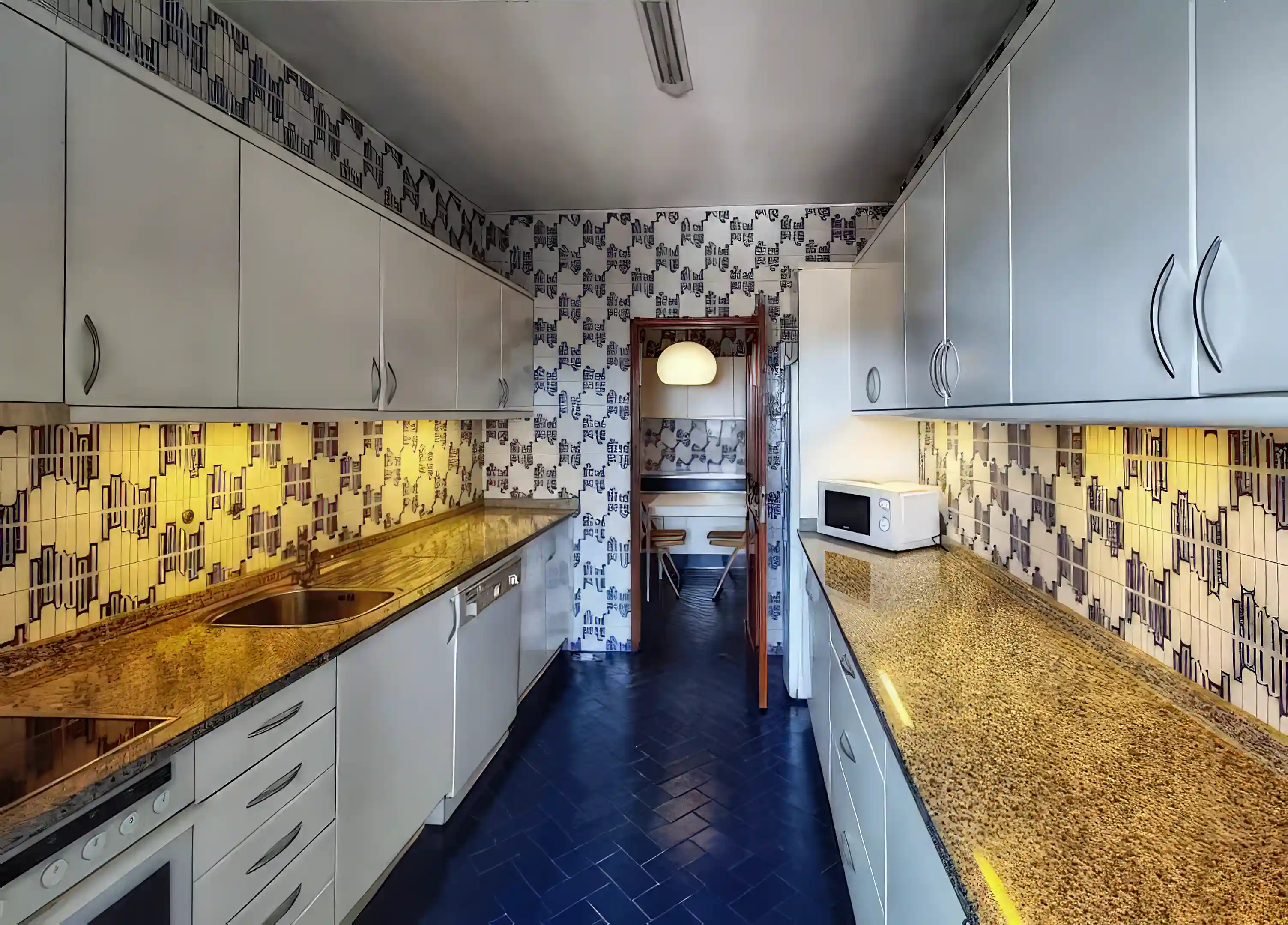Kitchen and Eating Nook