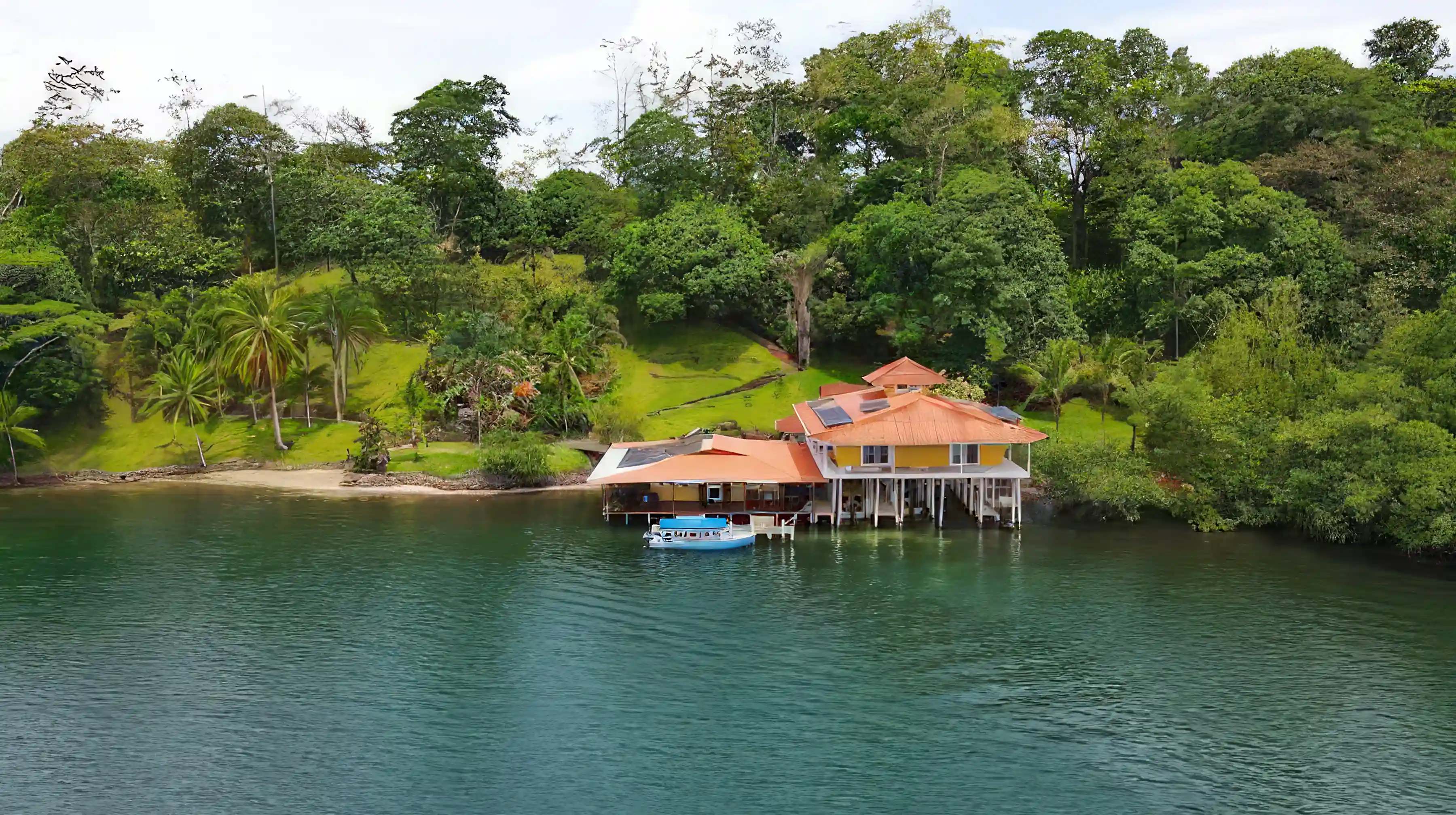 Waterfront Home for Sale in Loma Partida Land, Bocas South Community, Bocas Del Toro, Panama