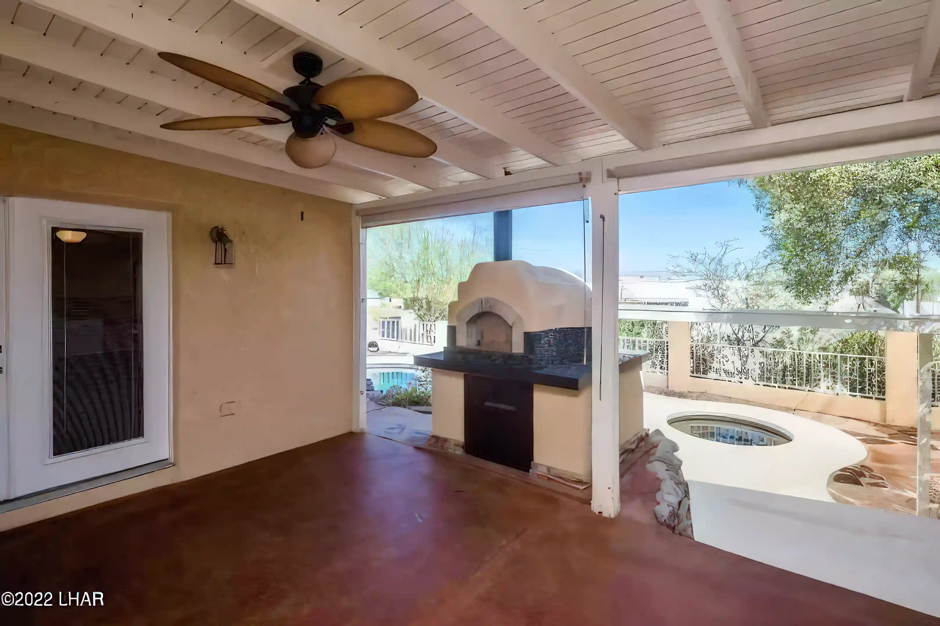 Upper Deck Patio Pizza Oven