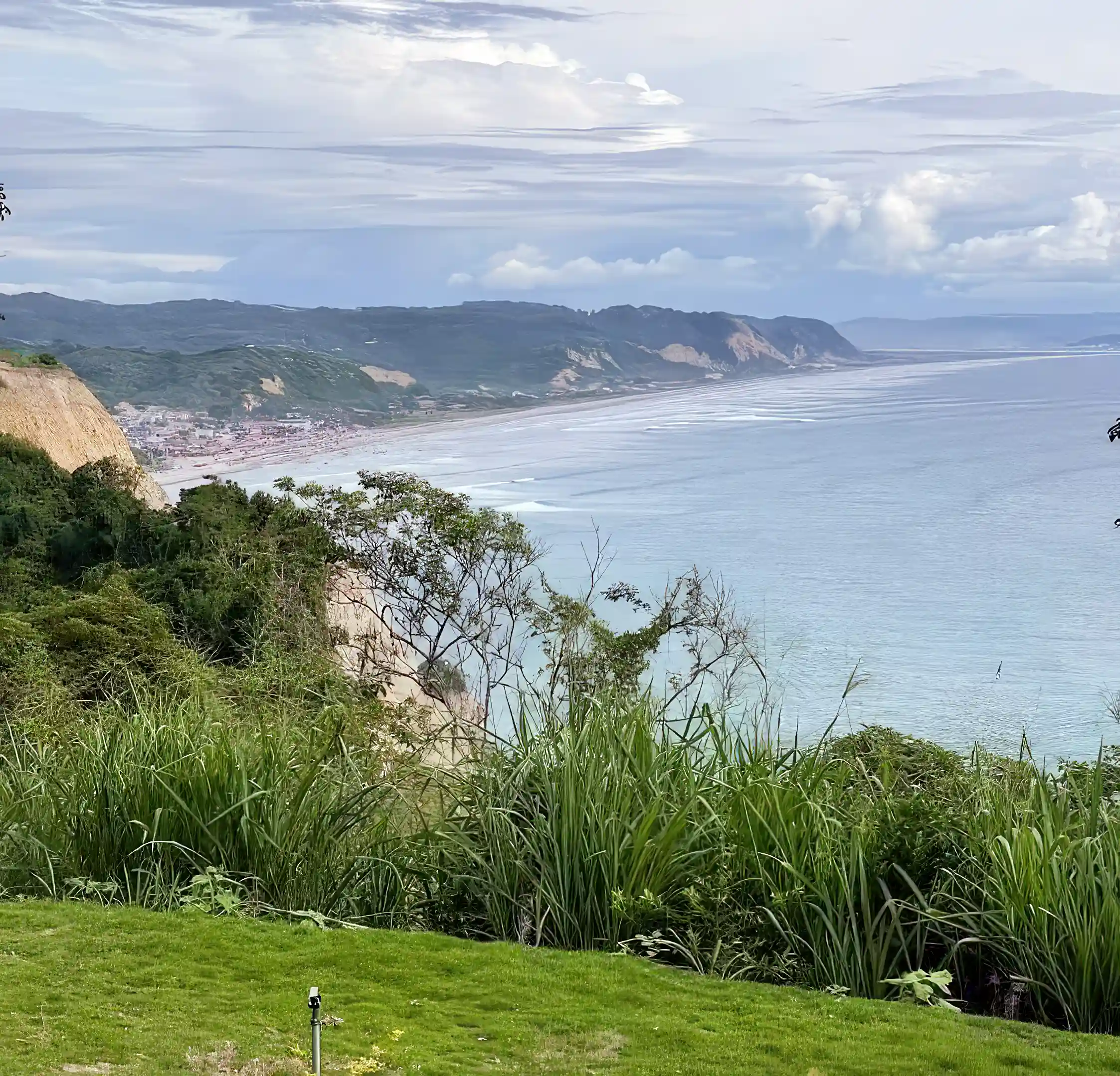 Beach Home for Sale in Canoa, Manabi, Ecuador