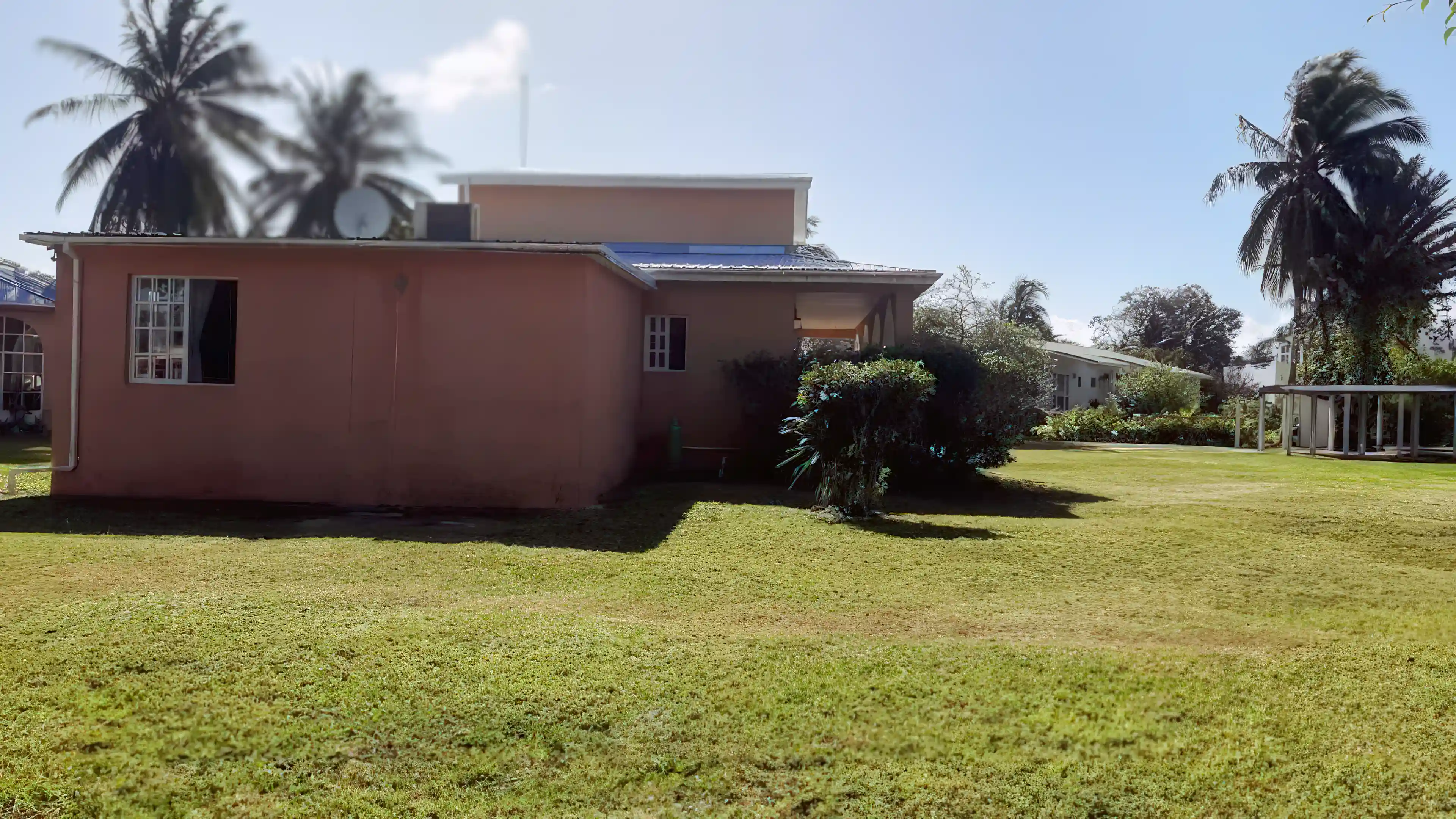 Tropical House for Sale in Consejo Shores, Corozal, Belize Viviun