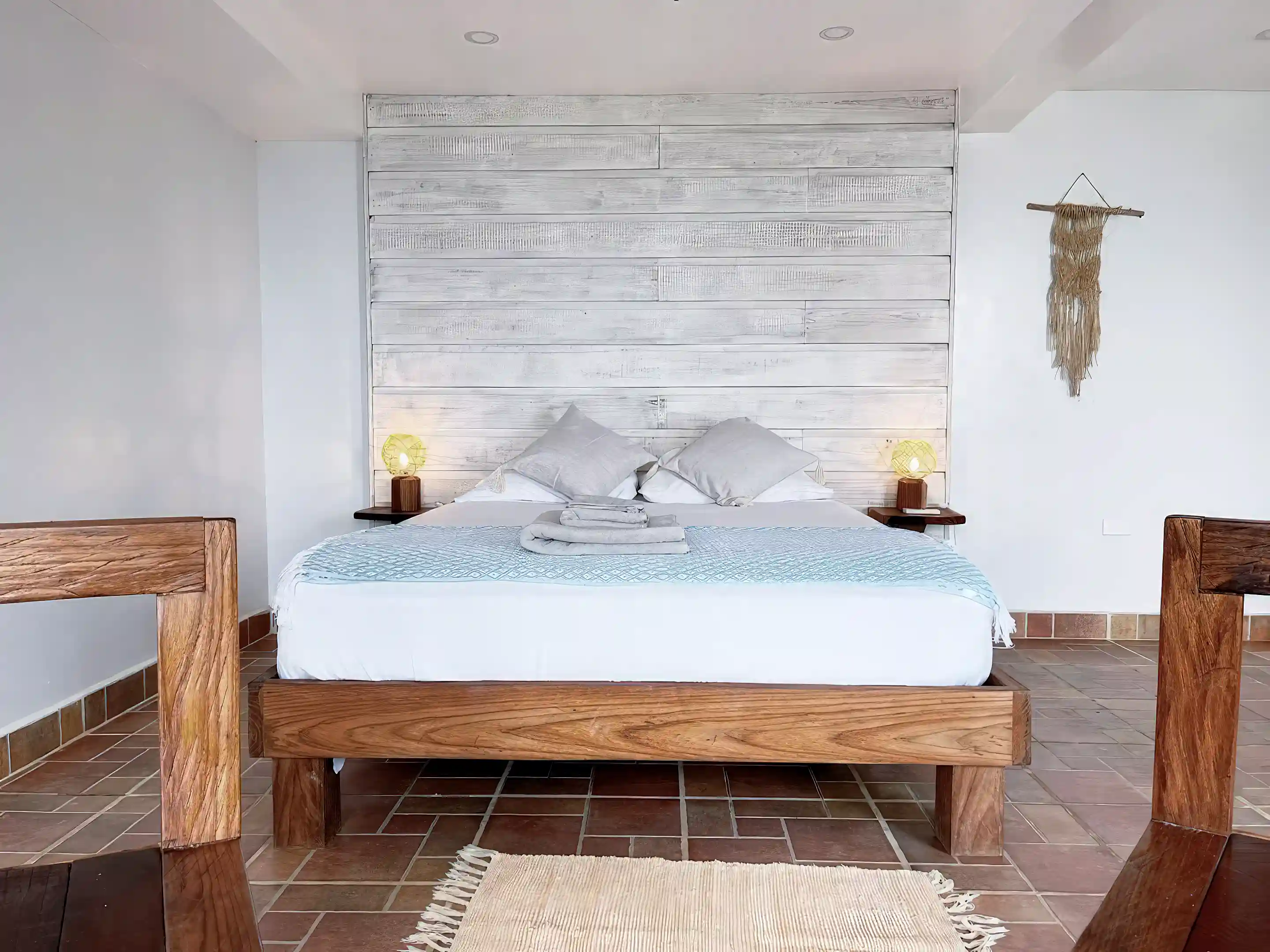 Curated visual reference: Off Grid Luxury Suites With A Private Beach Bar Reference: Off Grid Luxury Resort For Sale In Isla Colon Bocas