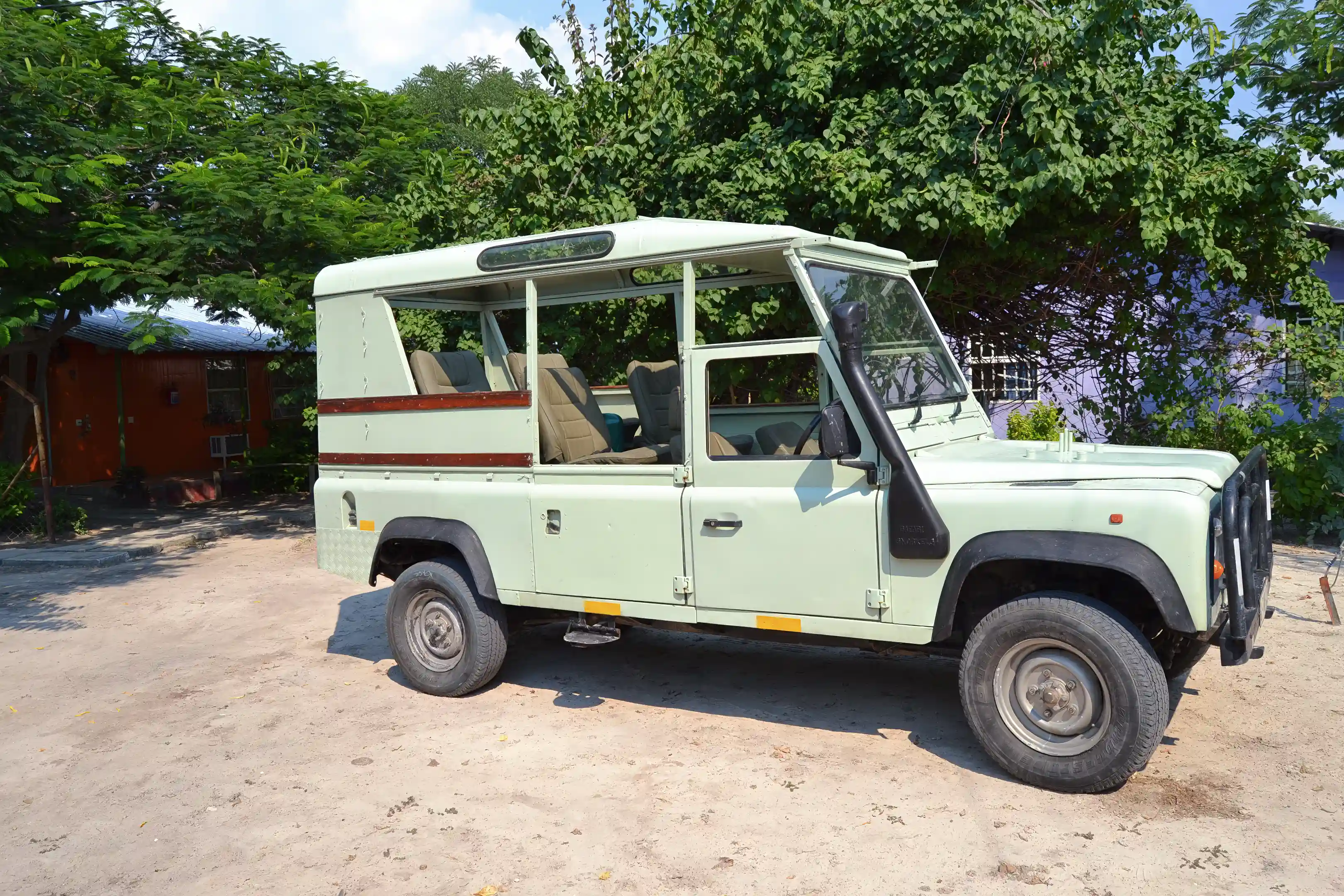 Landrover gamedriver