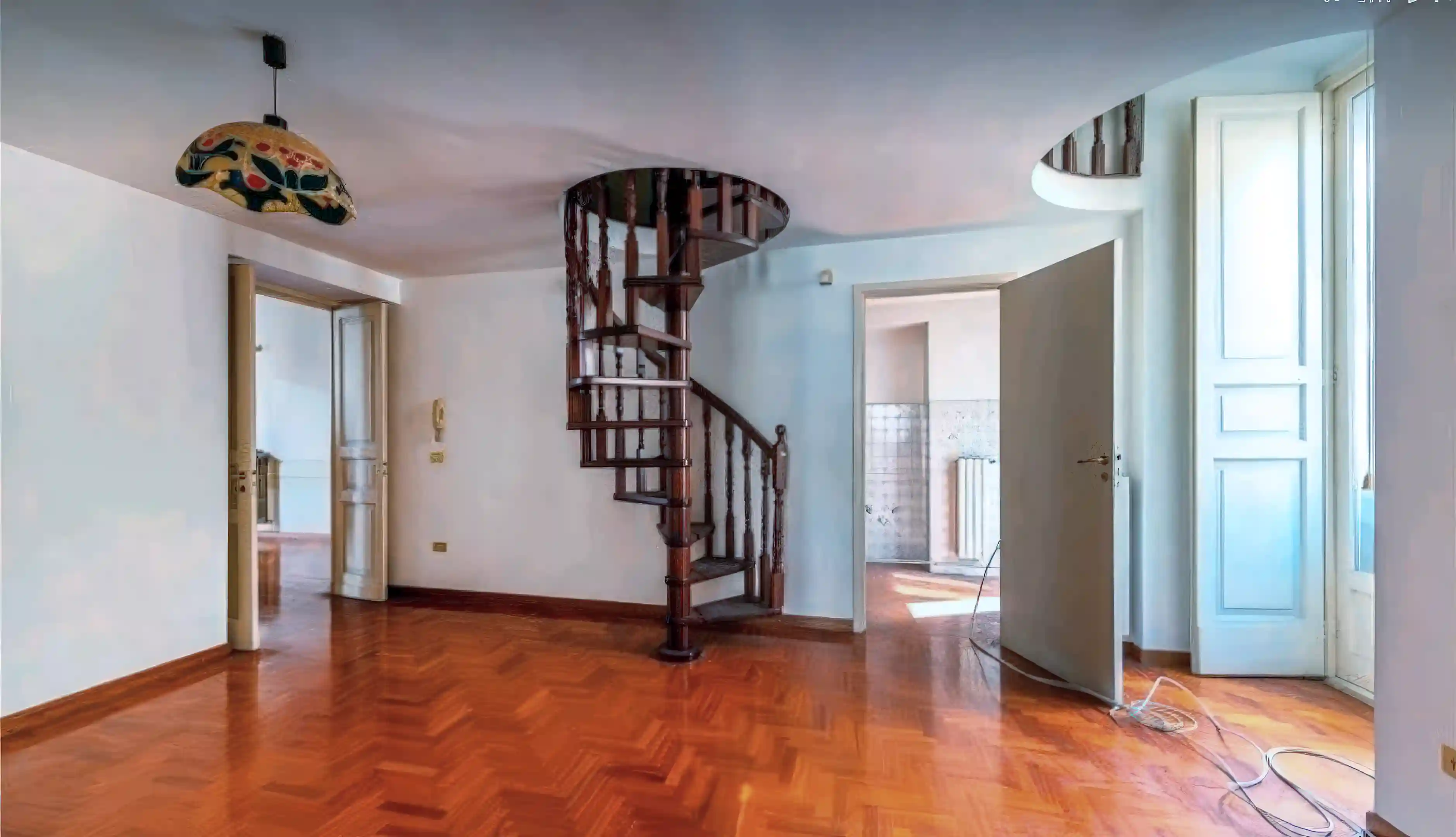 Secondary dining room