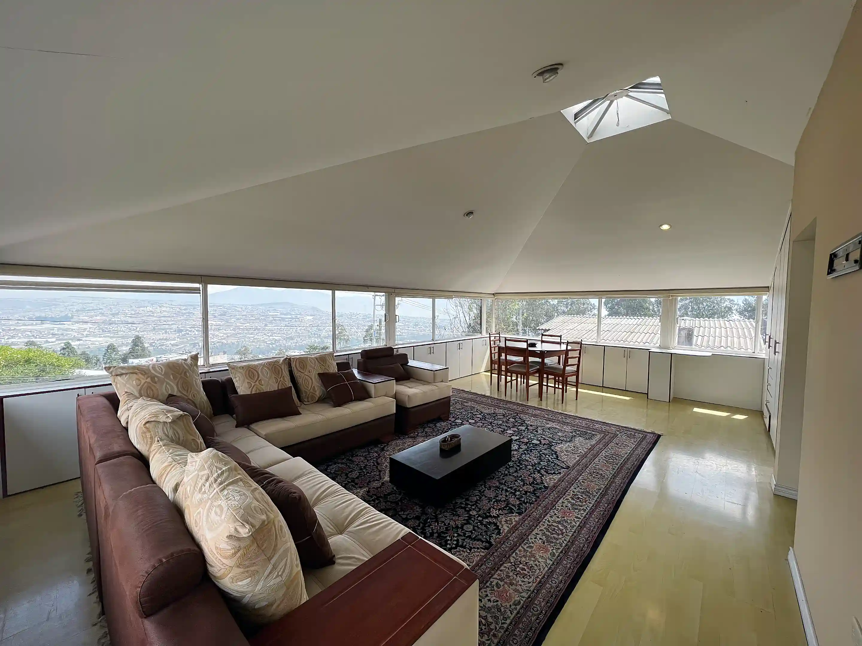 Mountain View Home for Sale in Pasaje Los Arbolitos Y Calle De Los