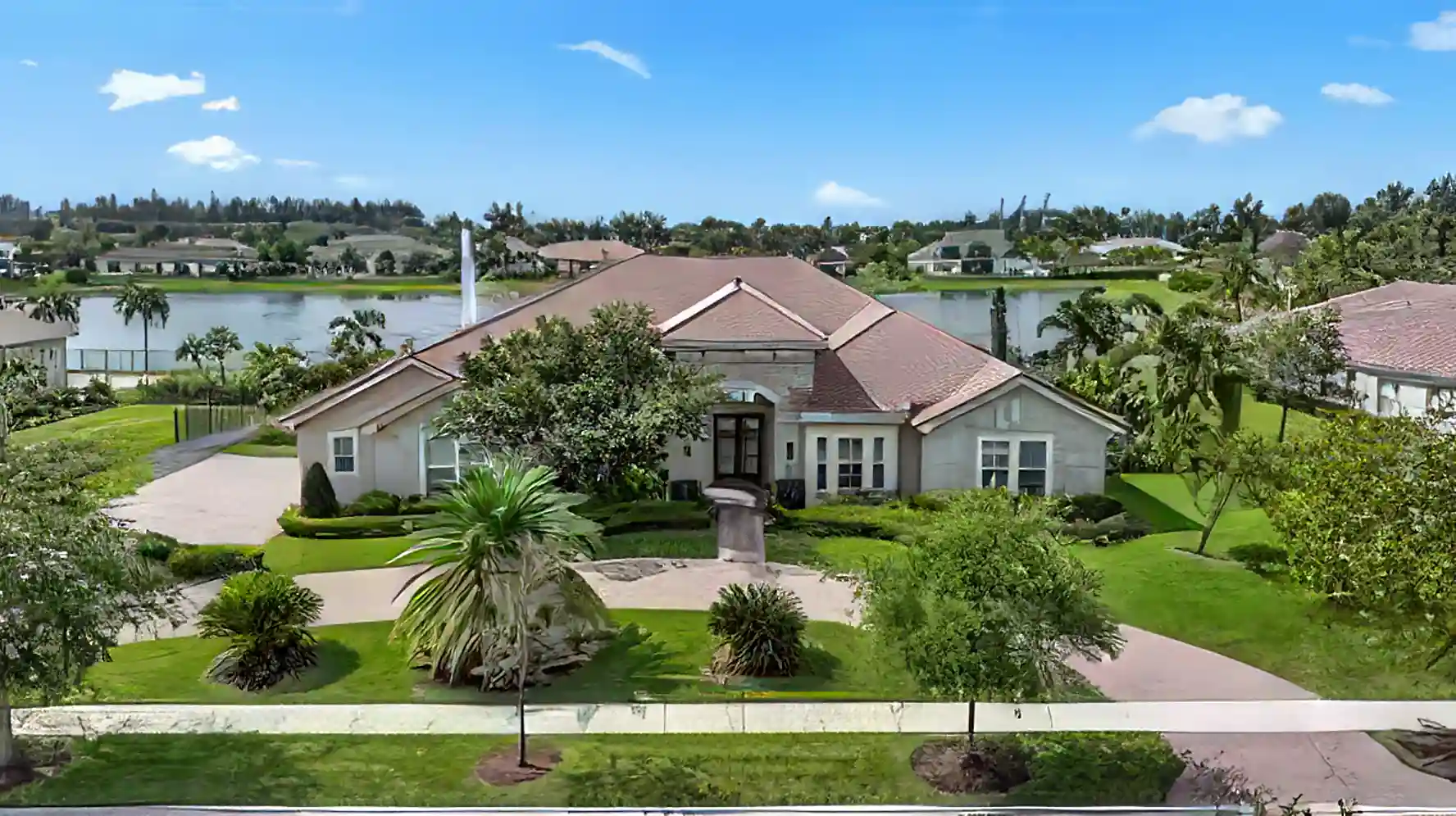 Home for Sale in 5700 N Sterling Ranch Dr, Sterling Ranch, Davie, Broward County, Florida, USA