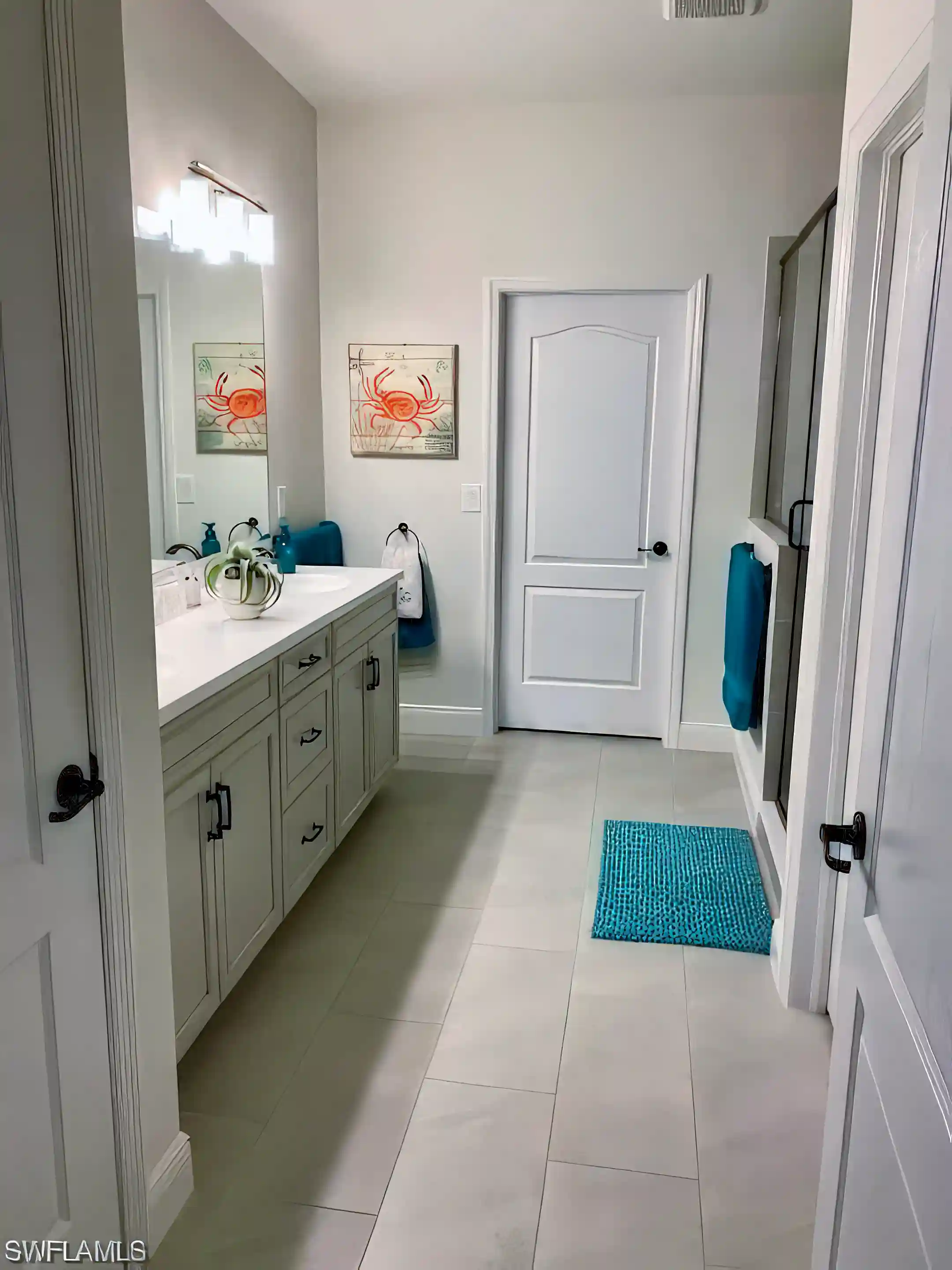 Townhouse for Sale in 6940 Avalon Cir 505, Naples, Florida, USA