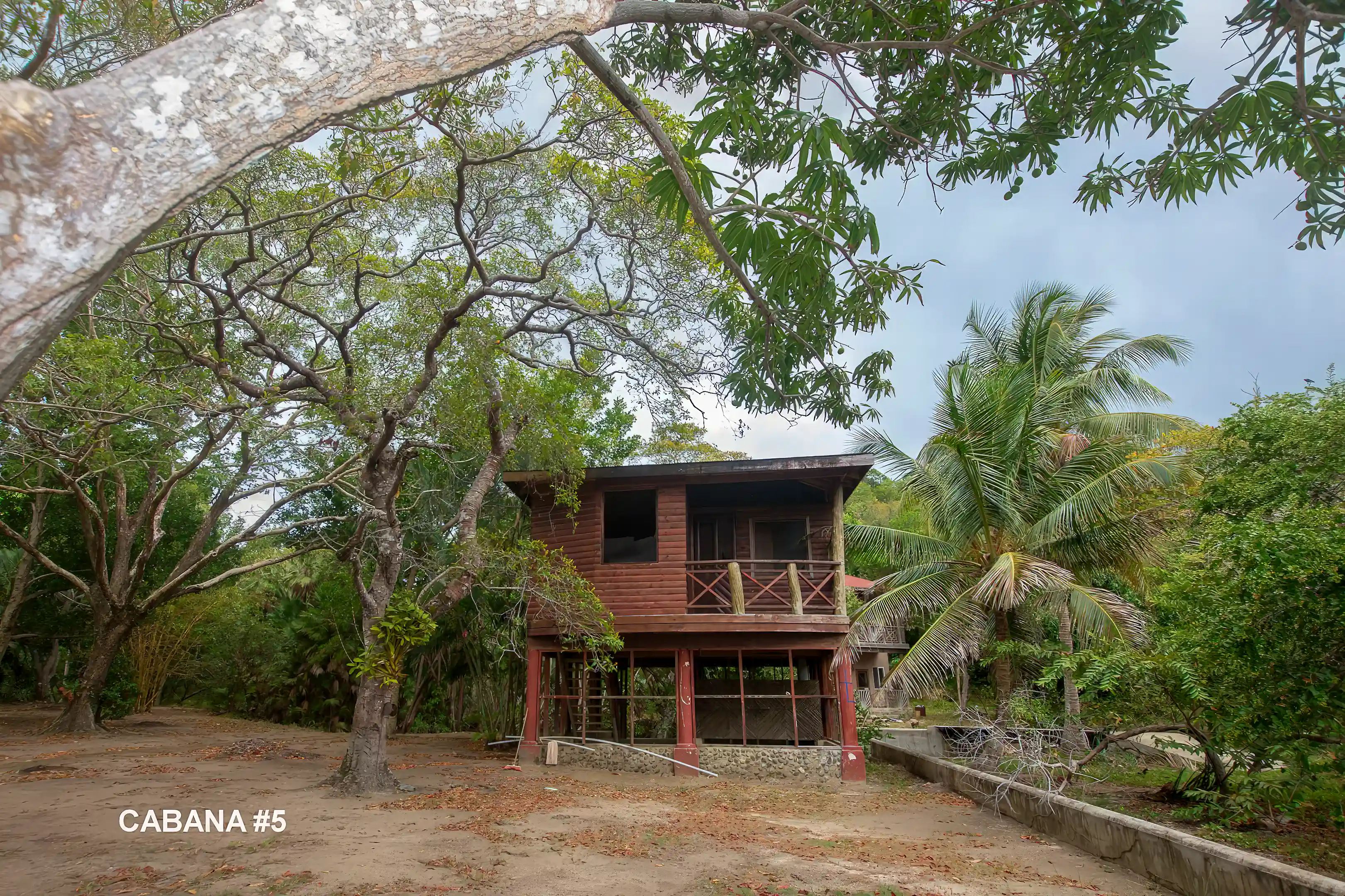 Waterfront Home for Sale in Roatan, Bay Island, Honduras