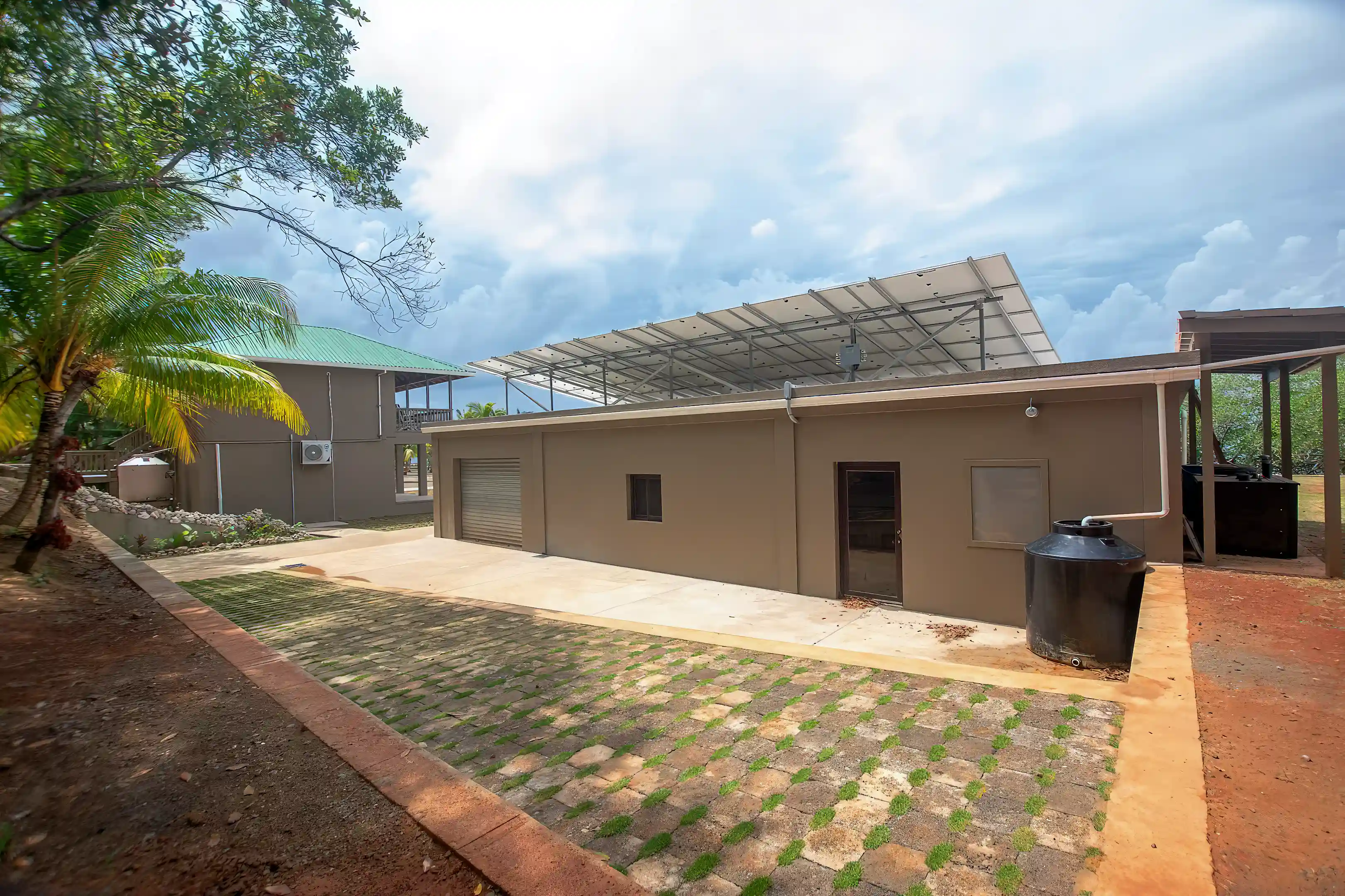 Waterfront Home for Sale in Roatan, Bay Island, Honduras