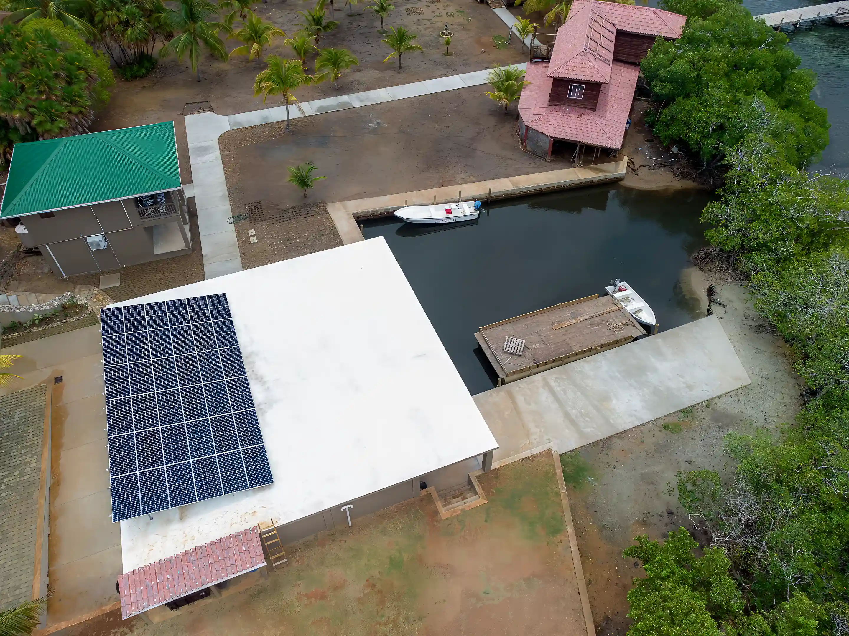 Waterfront Home for Sale in Roatan, Bay Island, Honduras