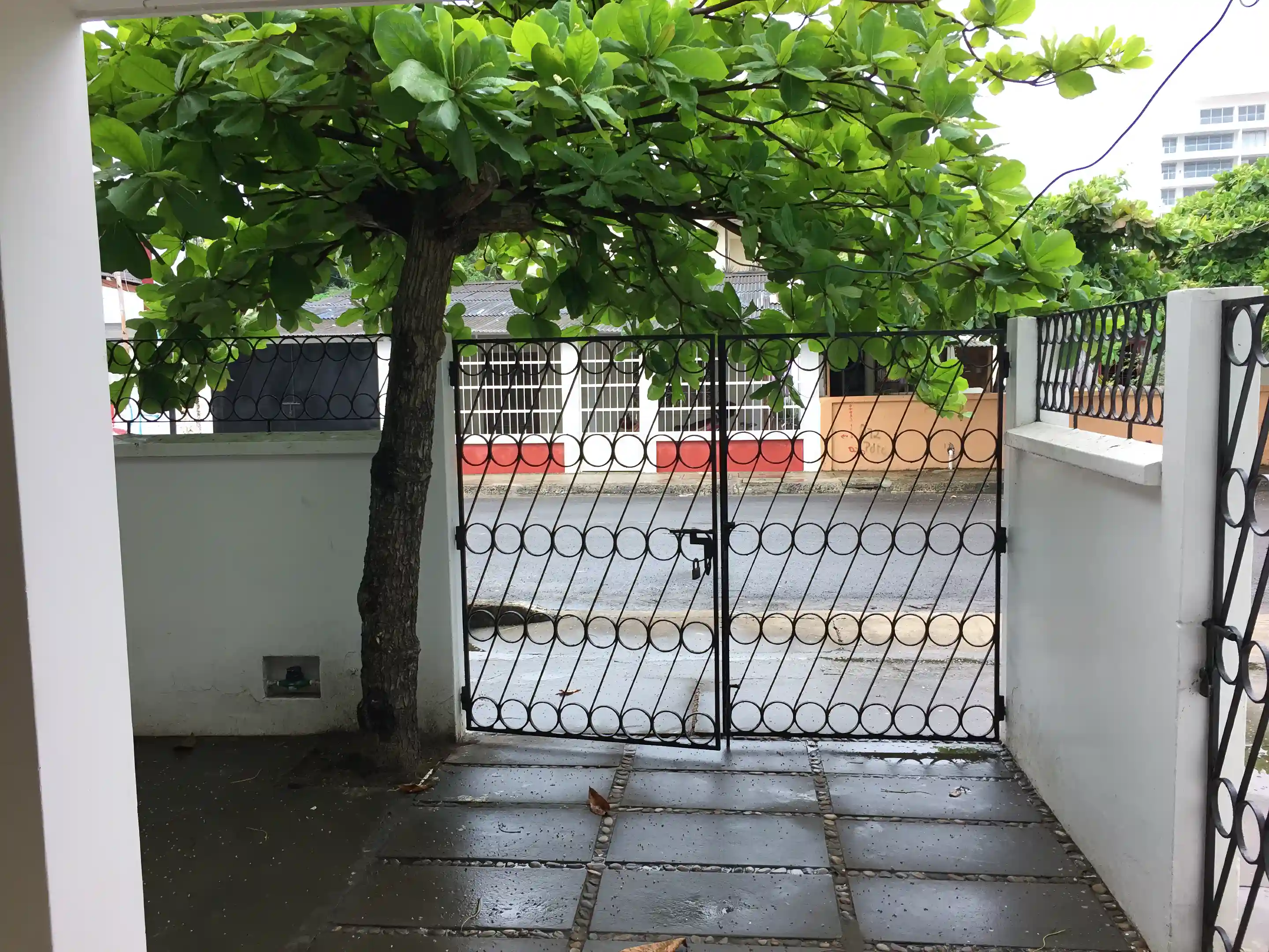 First Floor Condo for Sale in Carlos Hurtado, Bahía De Caraquez, Manabi