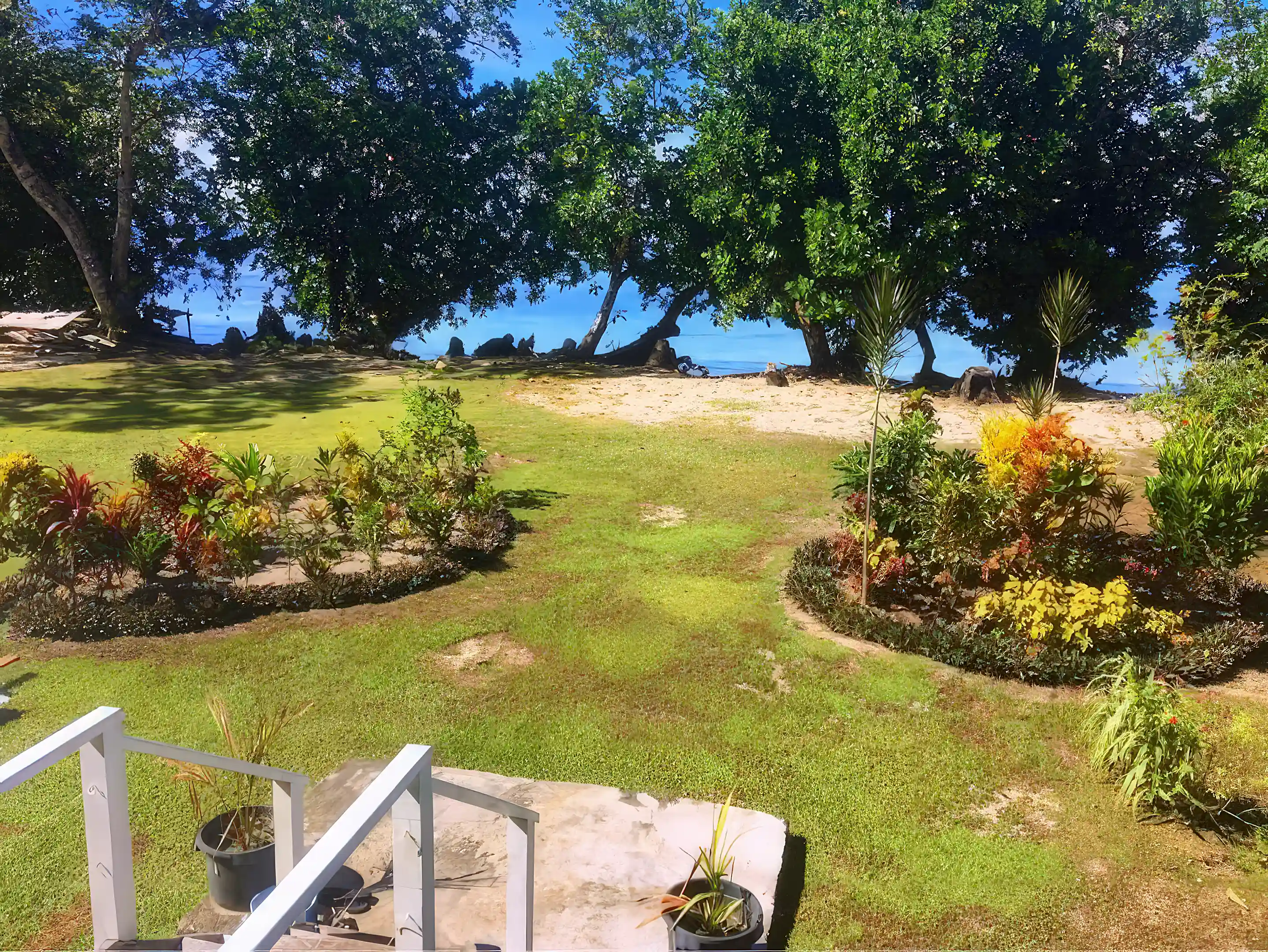 beachfront-family-home-for-sale-in-waruka-bay-qamea-island-fiji