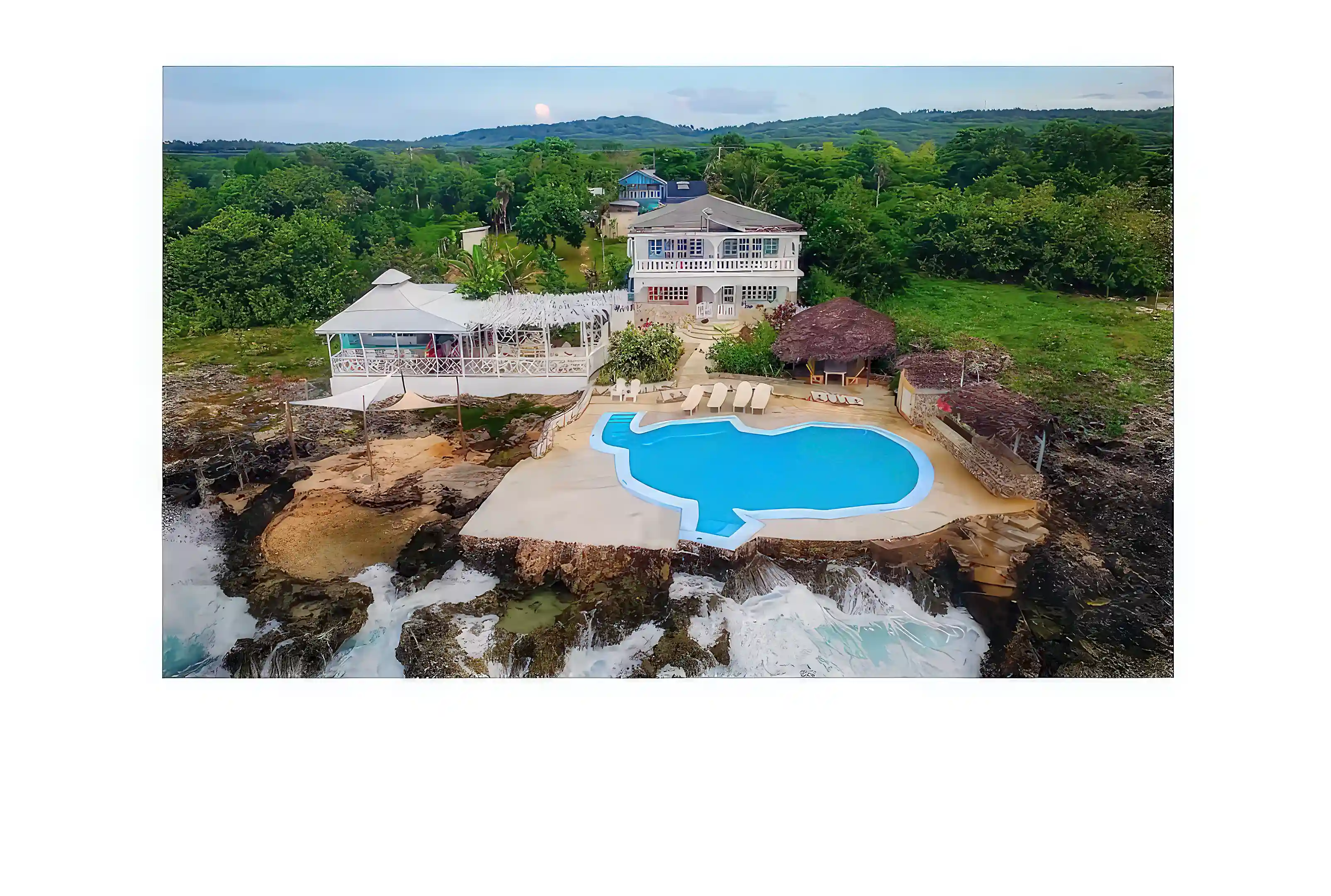 Waterfront Boutique Hotel for Sale in Deep West End Road, Negril, Jamaica