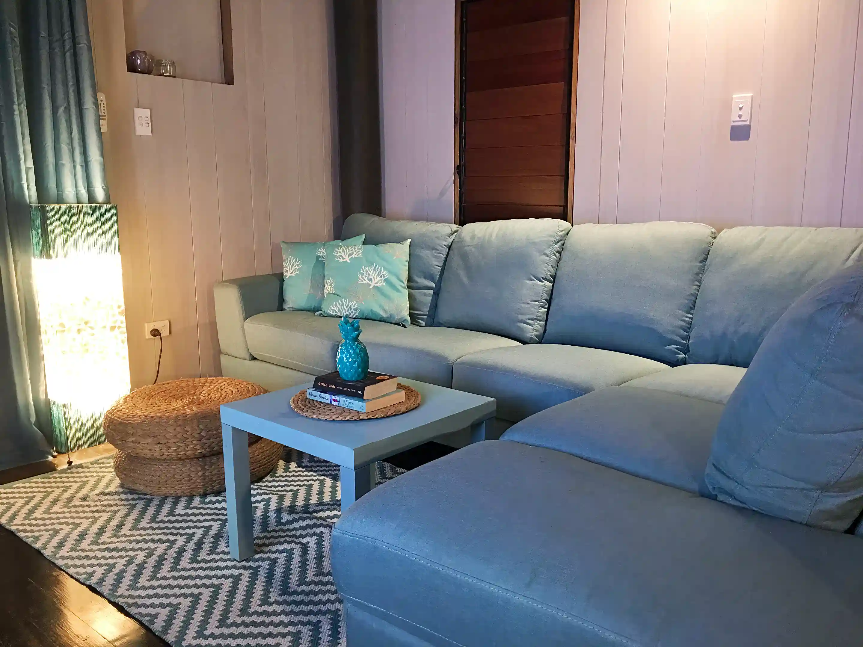 Modern furnishings all included