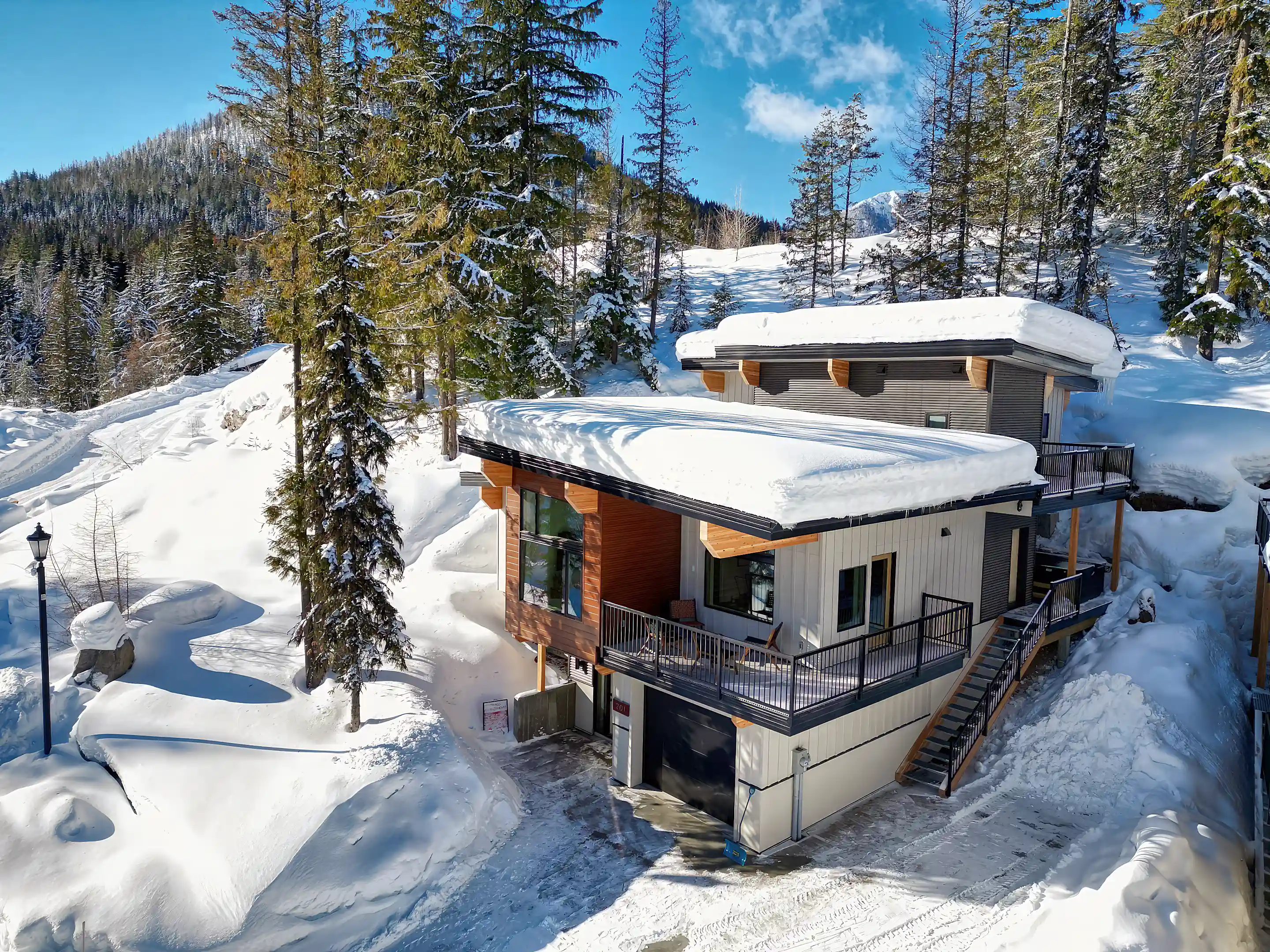 Ski Resort Home for Sale and Rent in 201 Rockcut Road, Rossland
