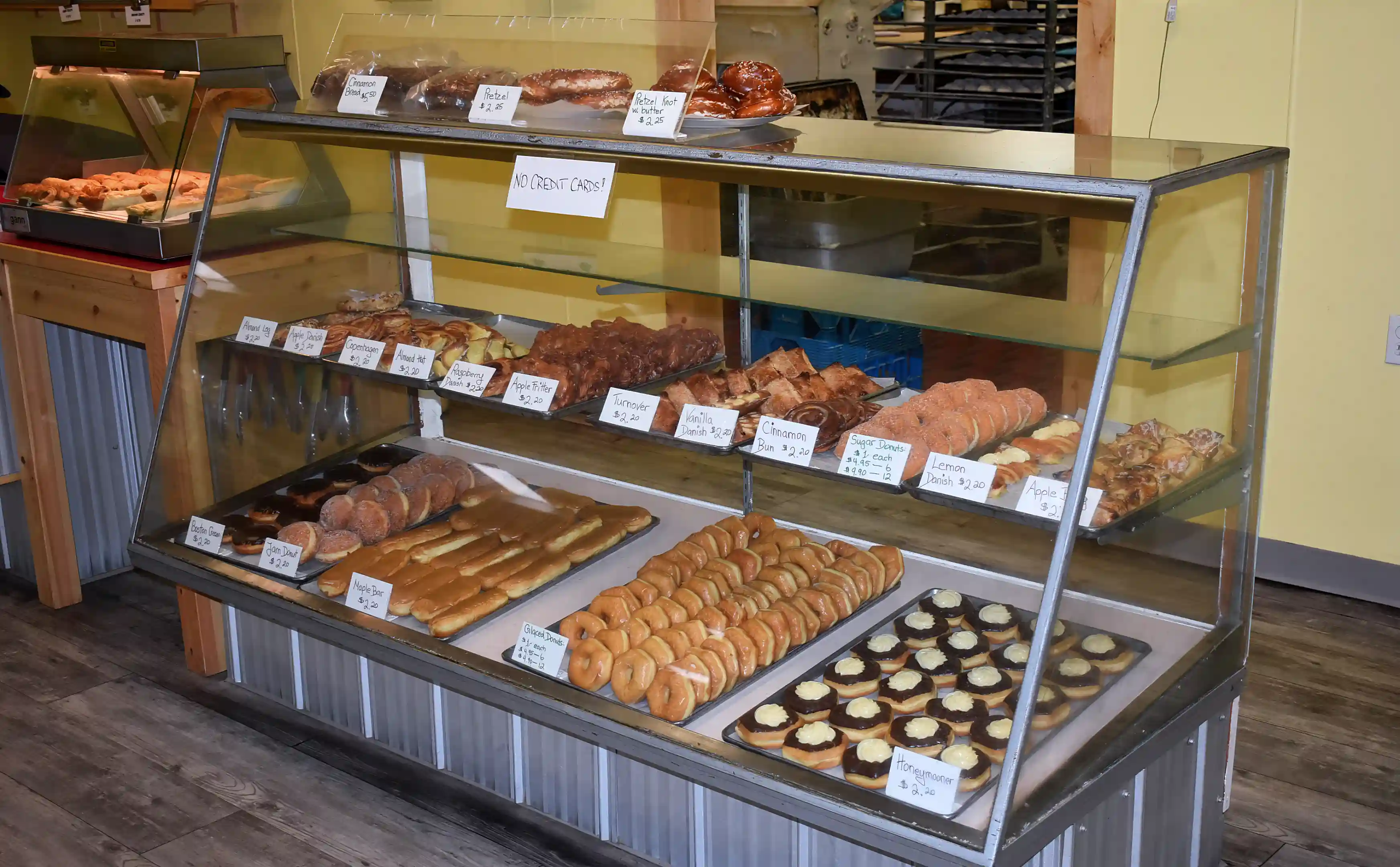 Bakery for Sale in Hyw.35 / 117, Burns Lake, British Columbia, Canada