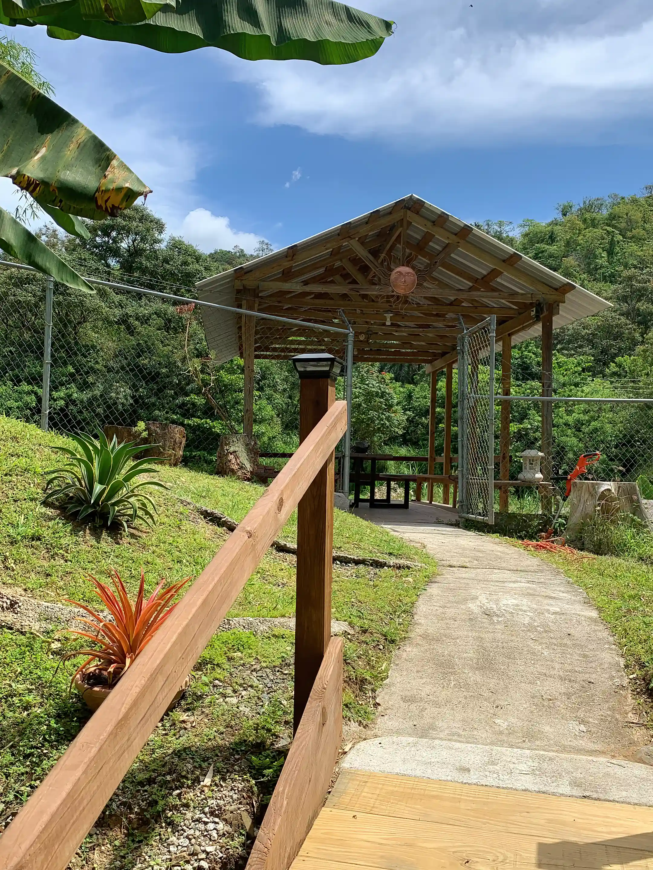 Riverfront Home for Sale in Km. 6.8, Patillas, Puerto Rico Viviun