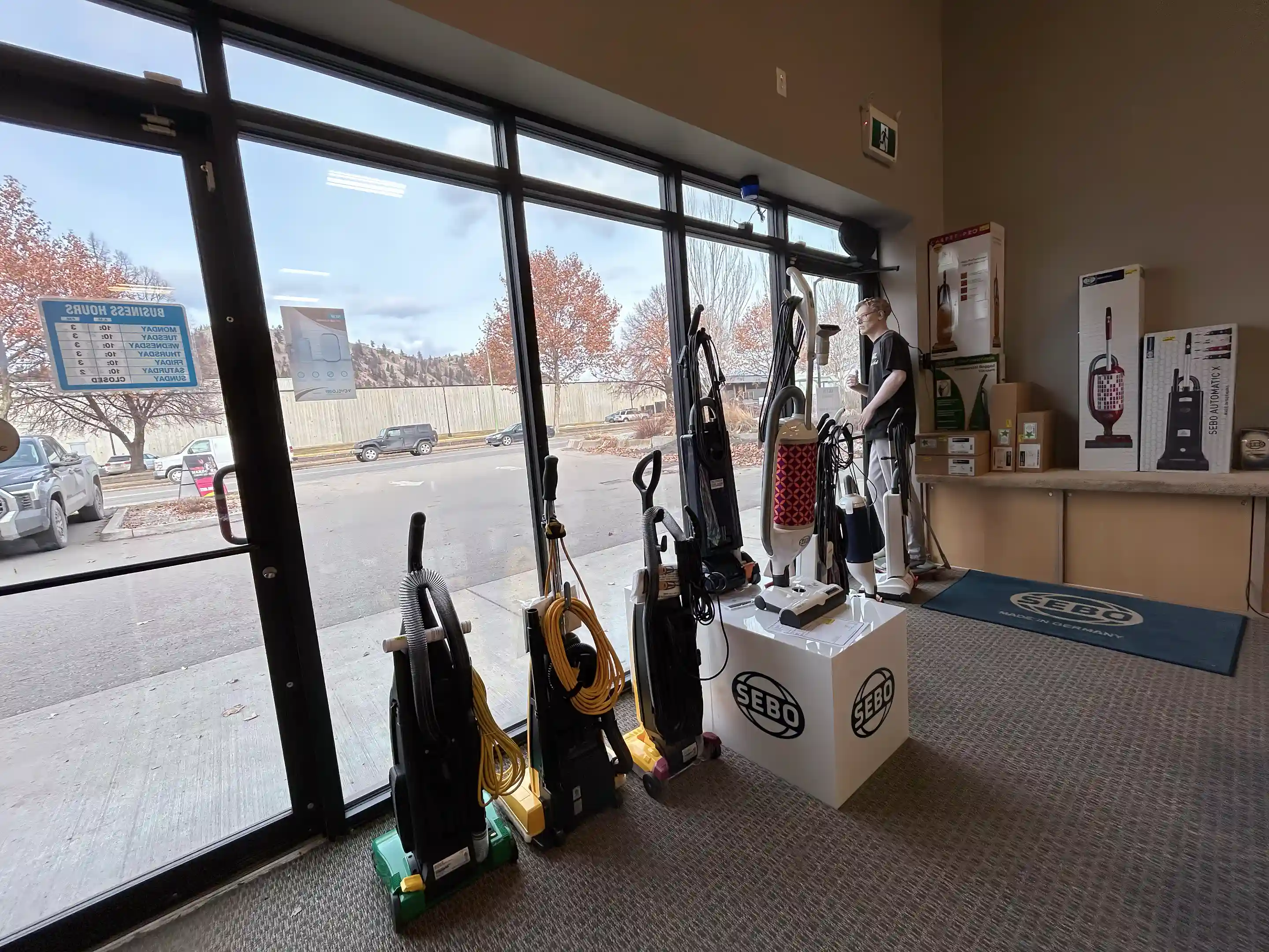 Retail Vacuum Store for Sale in 121771 Cooper Road, Kelowna, British