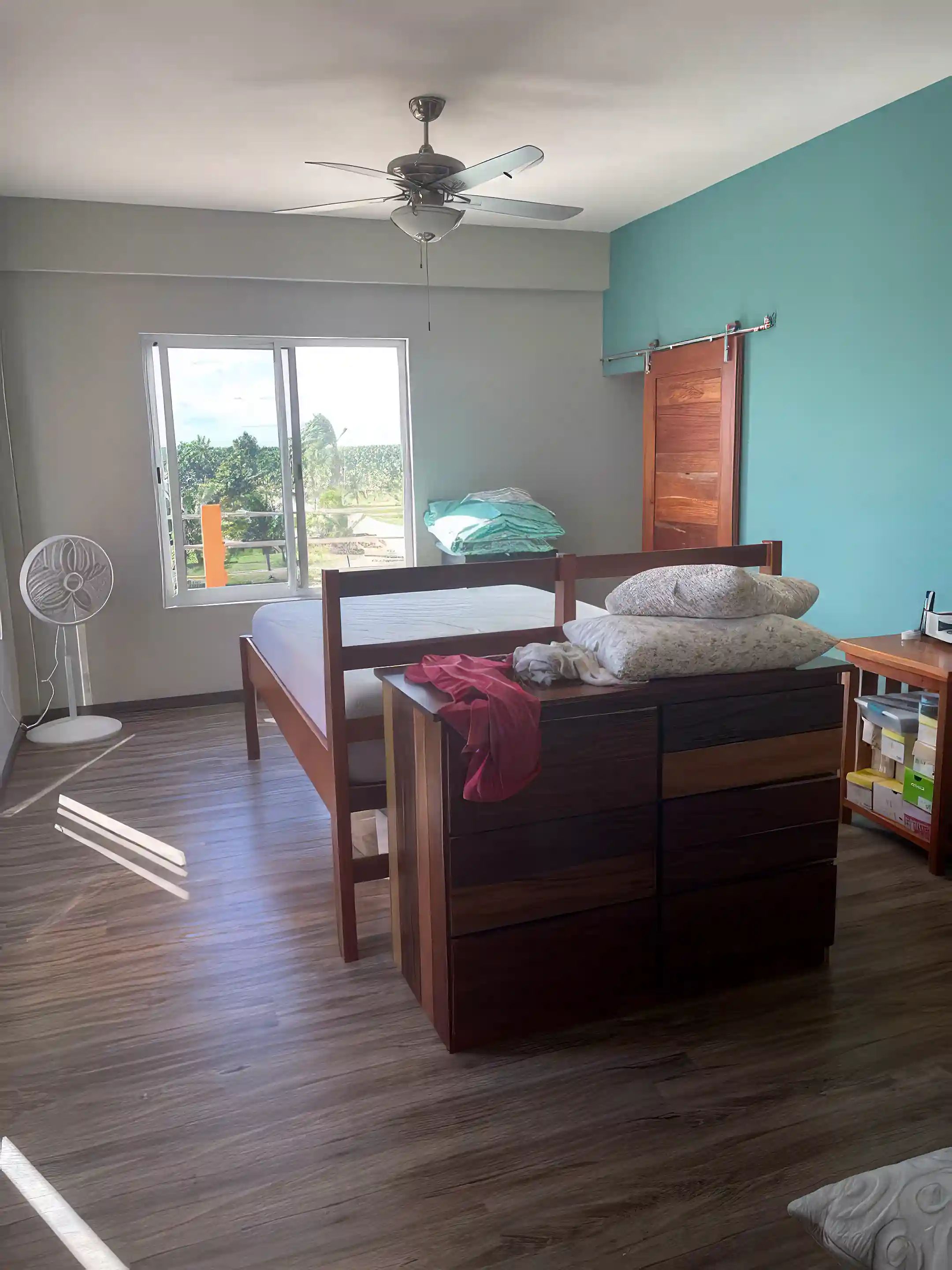 Queen bedroom on third level