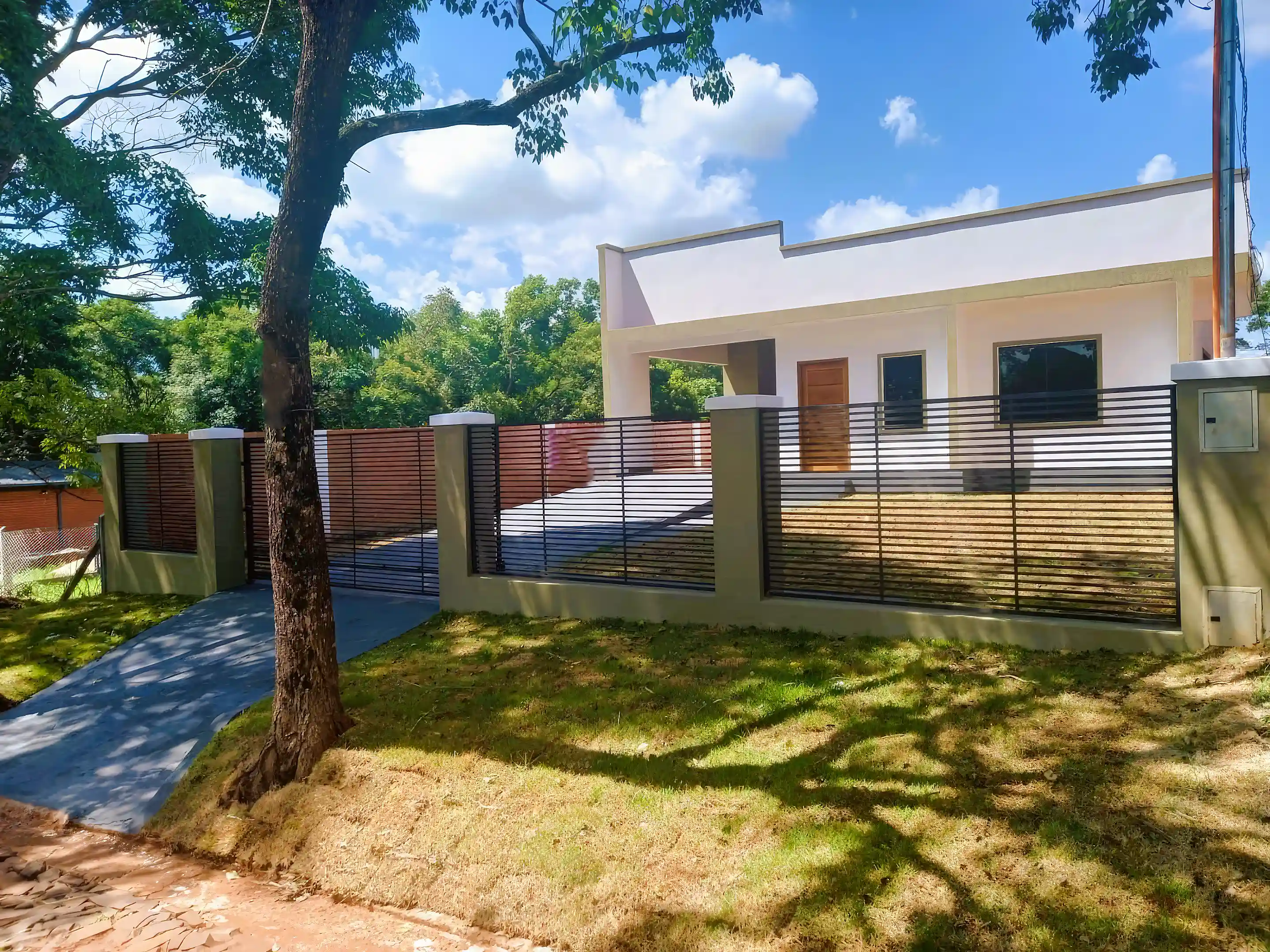 Home for Sale in Hohenau, Itapua, Paraguay