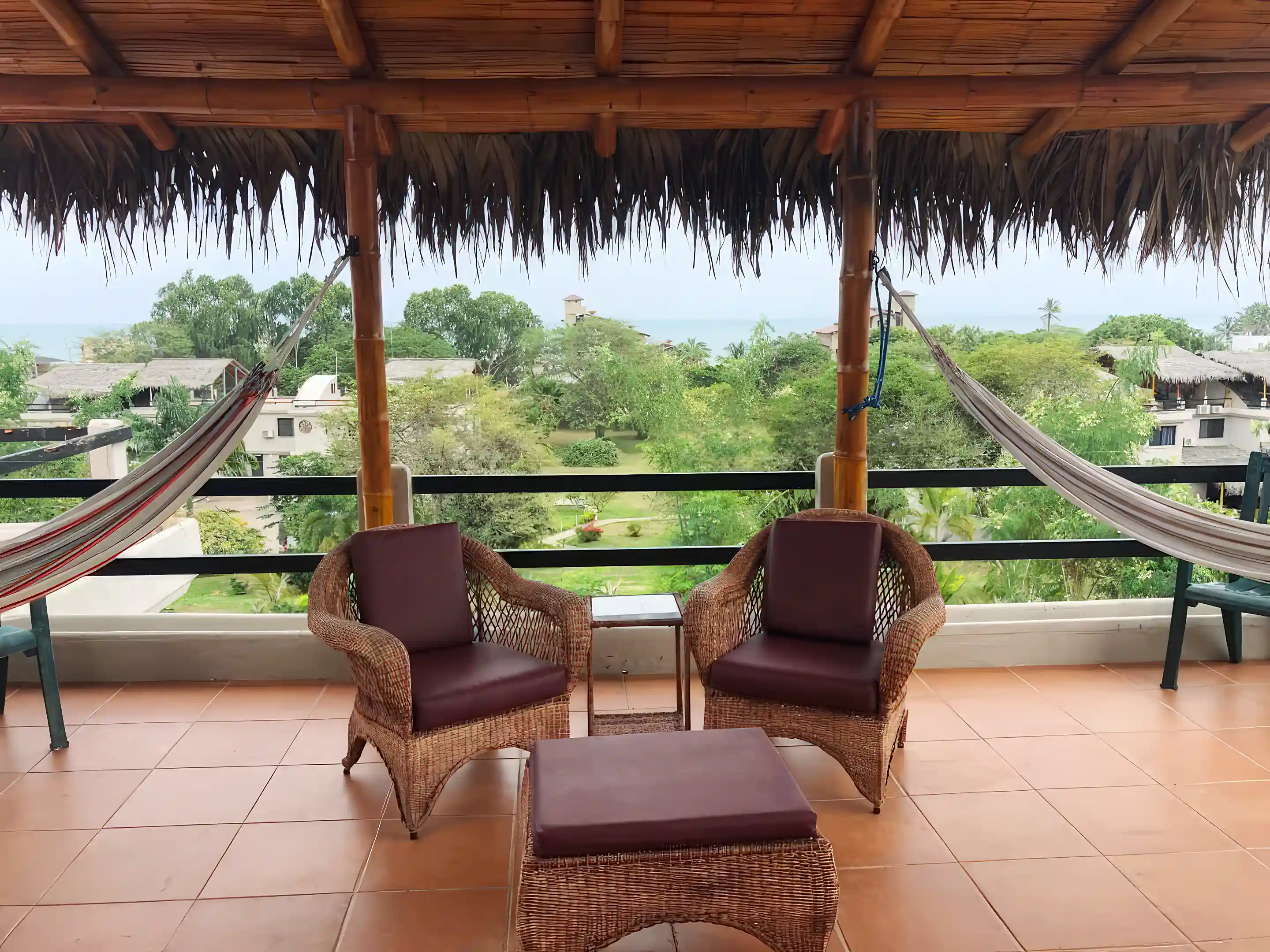 Ocean View Townhouse for Sale in San Clemente, Ecuador Viviun