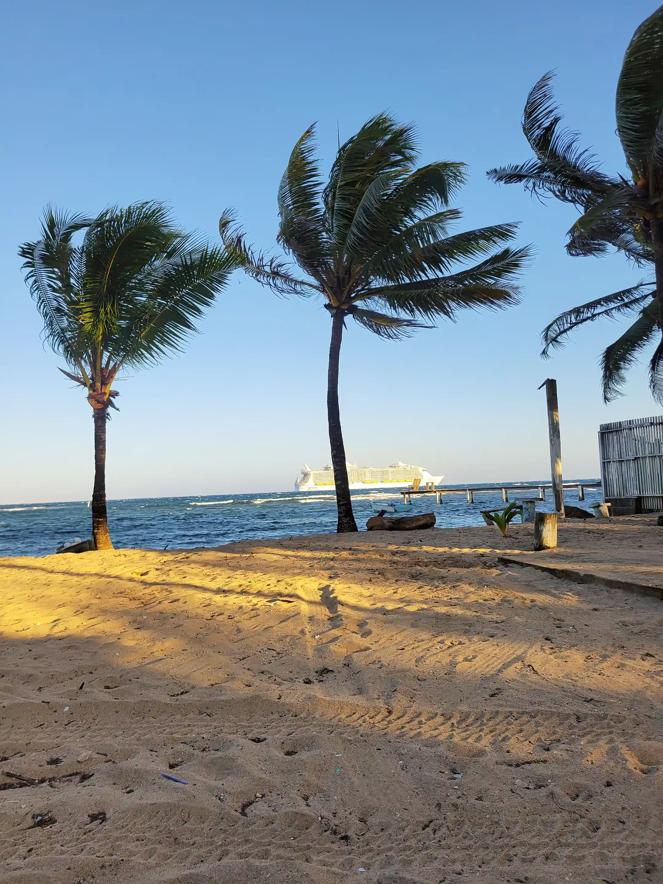 Private Beachfront for Sale in Roatan, Honduras