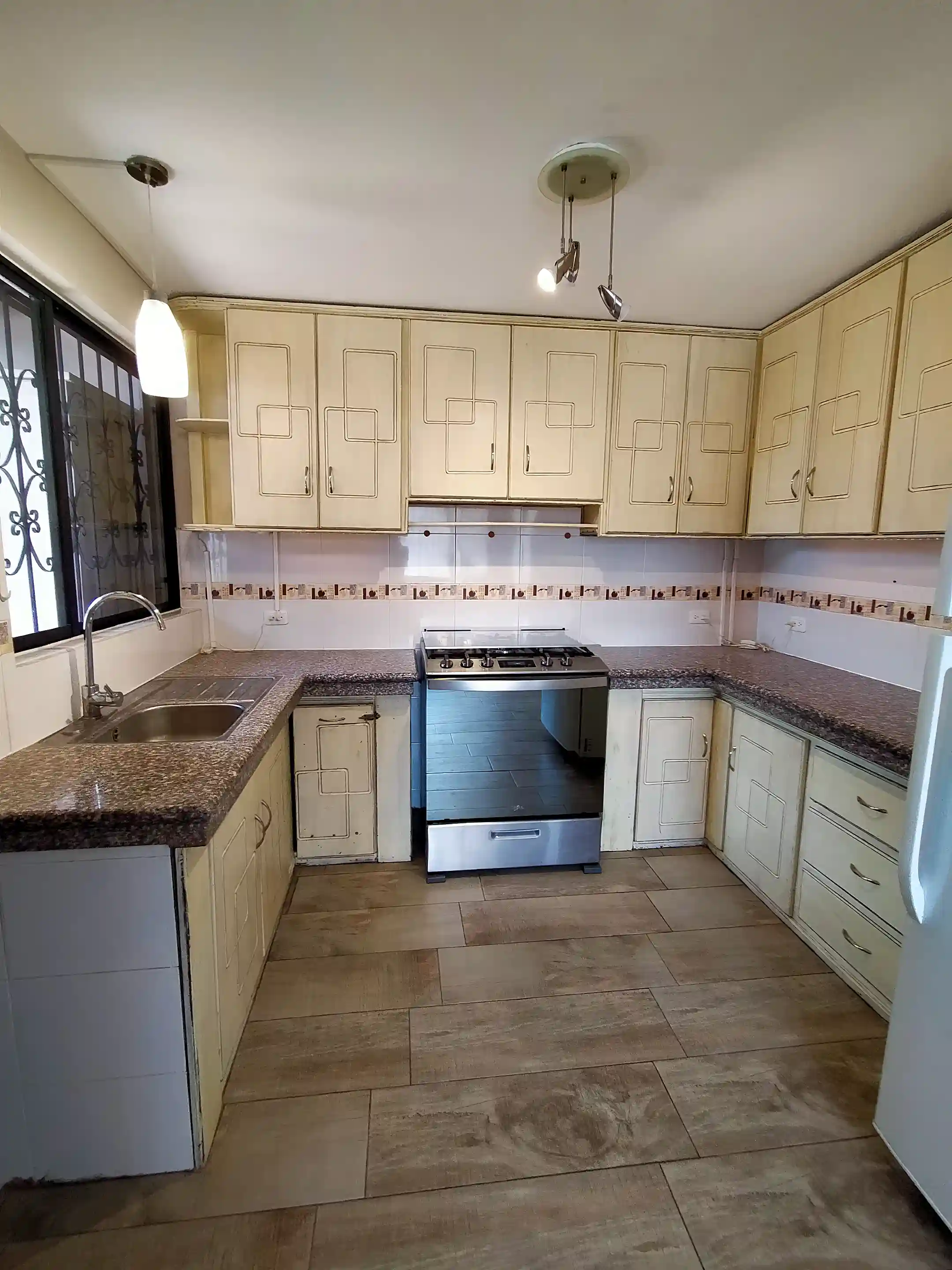 SemiDetached House for Sale in Eloy Alfaro, Cotacachi, Imbabura, Ecuador