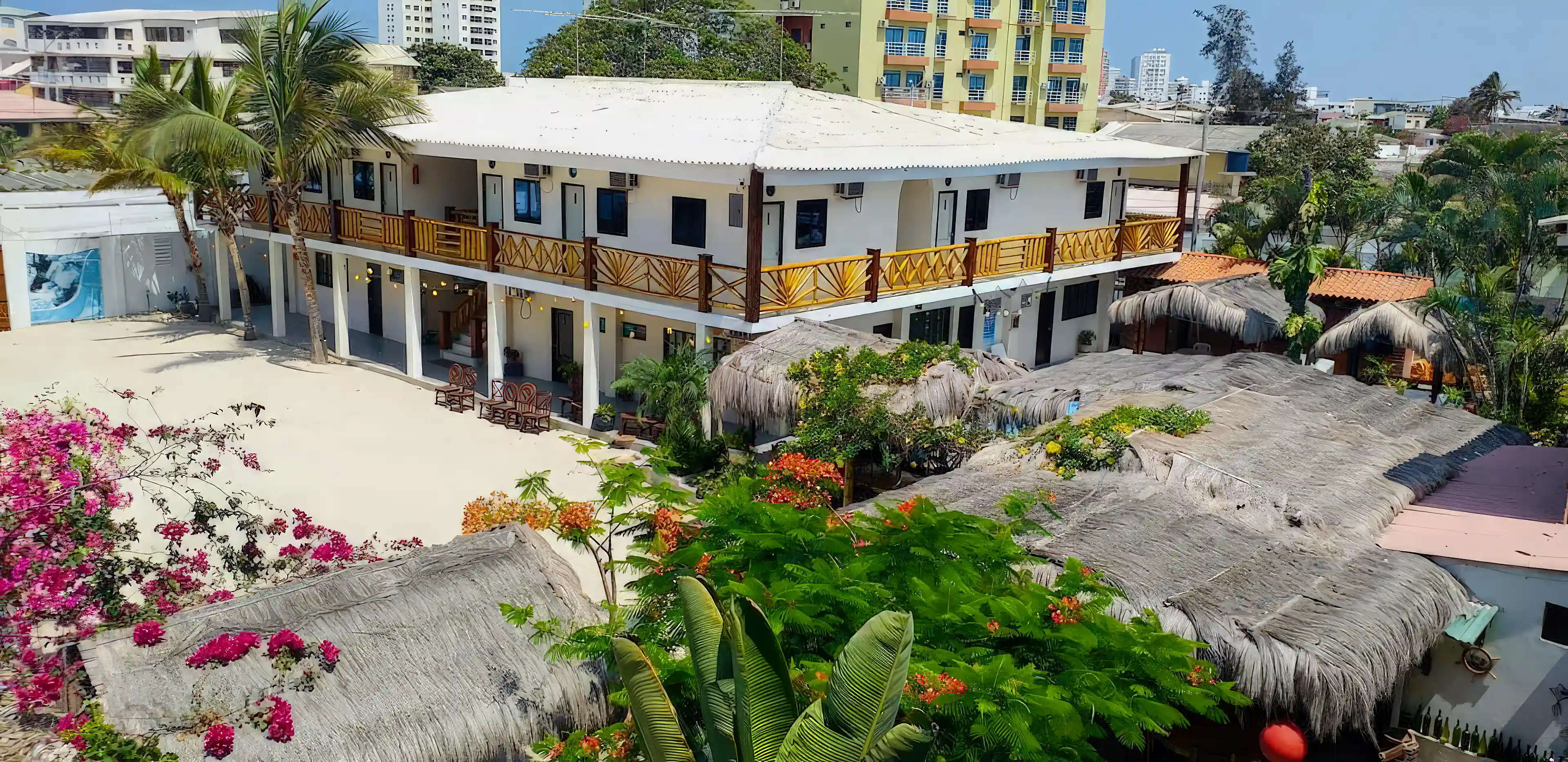 Beach Hotel for Sale in Jose Alberto Estrella, Salinas, Santa Elena, Ecuador, image size:3840x1867