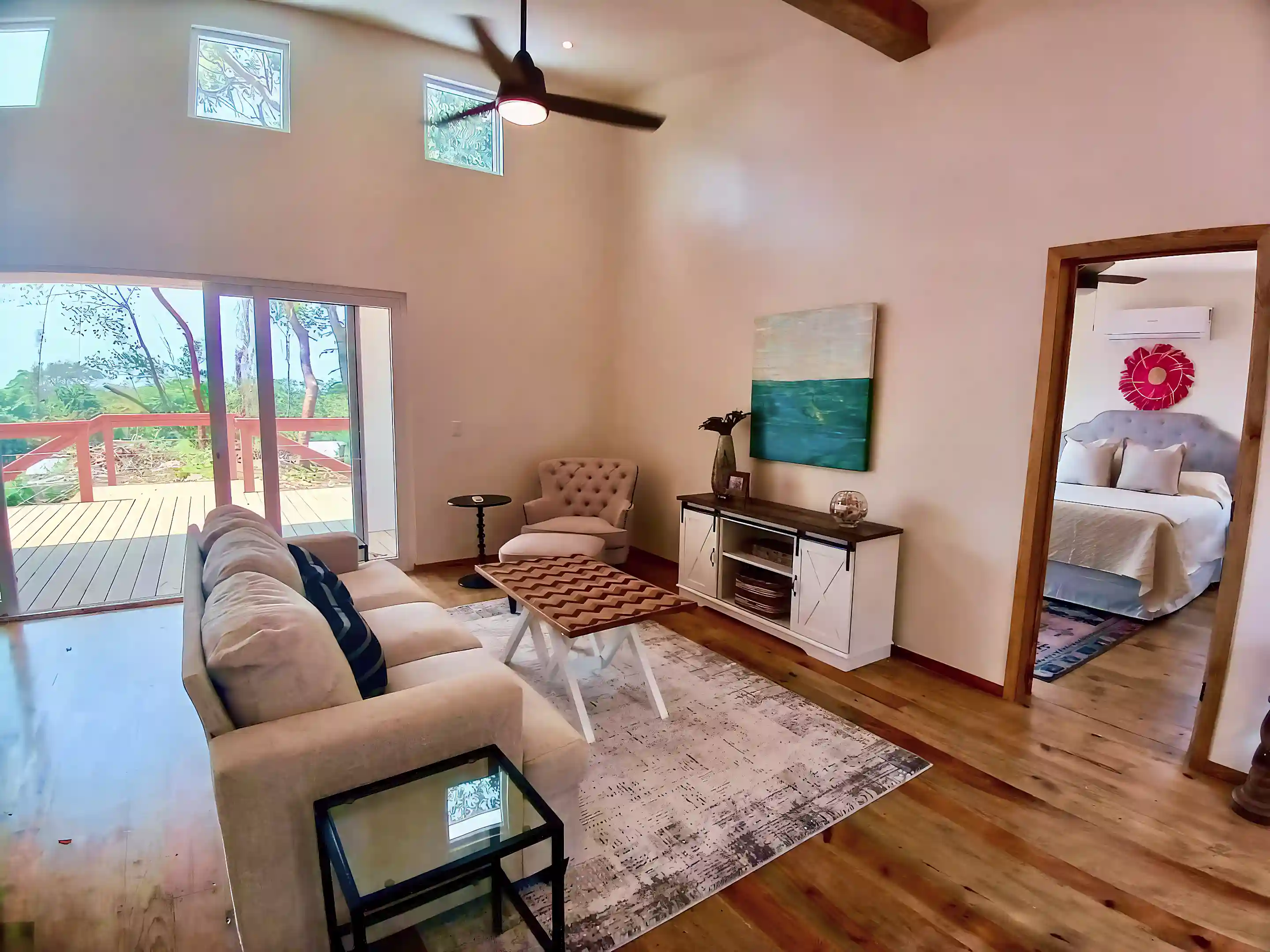 Beach House for Sale in Utila, Bay Islands, Honduras